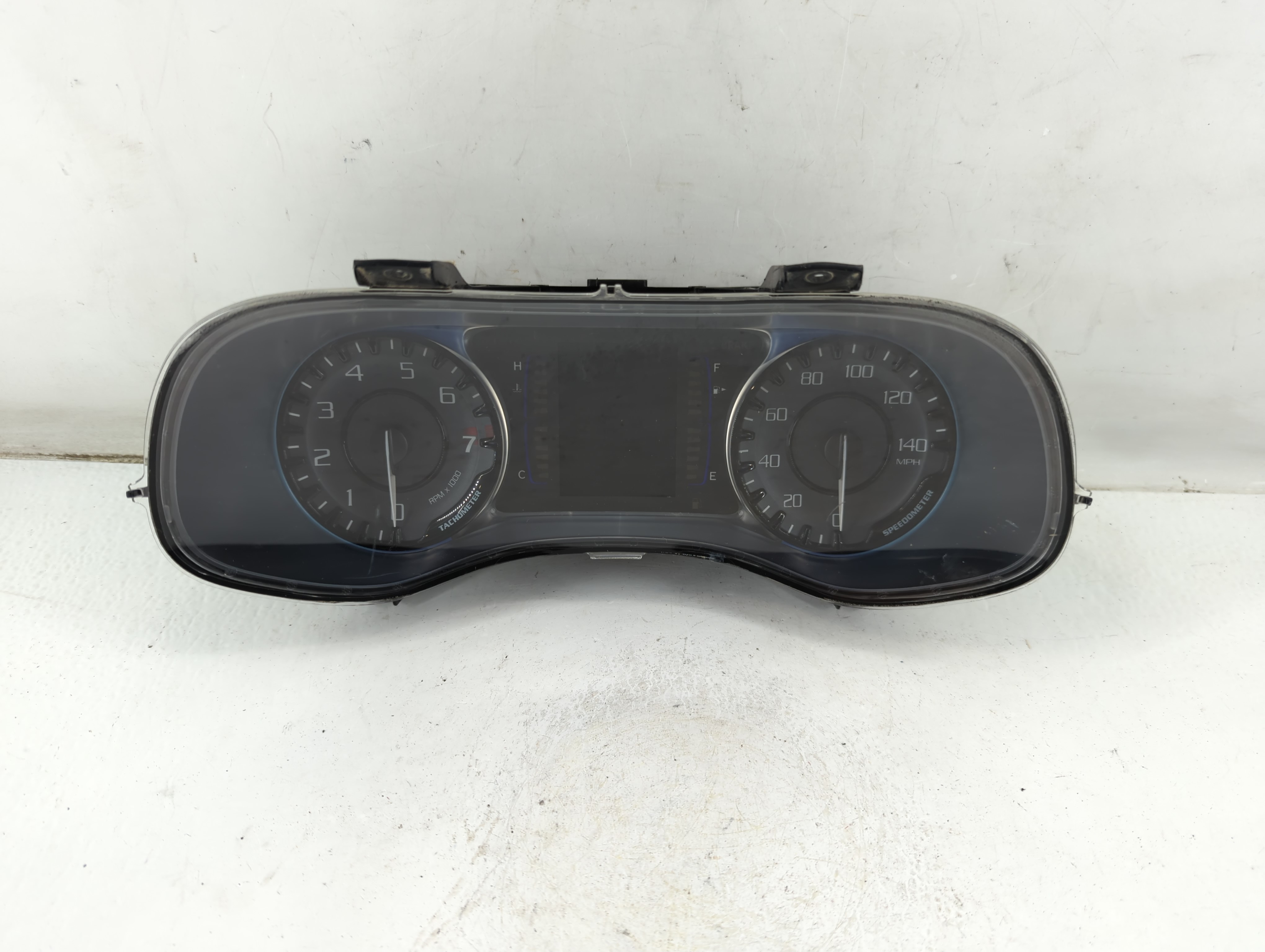 2015-2015 Chrysler 200 Speedometer Instrument Cluster Gauges 30090069403 941627 - Oemusedautoparts1.com