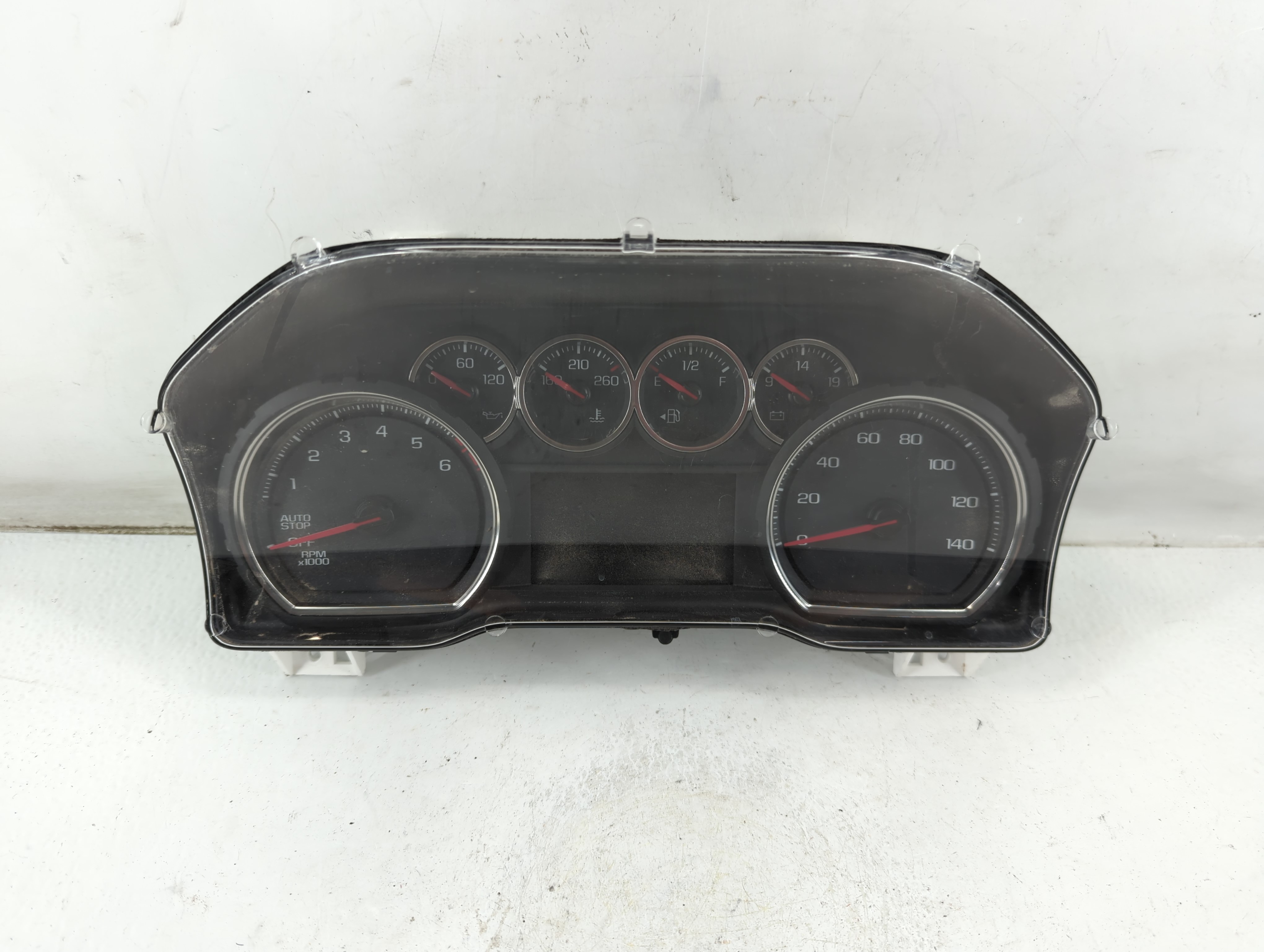 2019-2019 Chevrolet Silverado 1500 Speedometer Instrument Cluster Gauges 941671 - Oemusedautoparts1.com