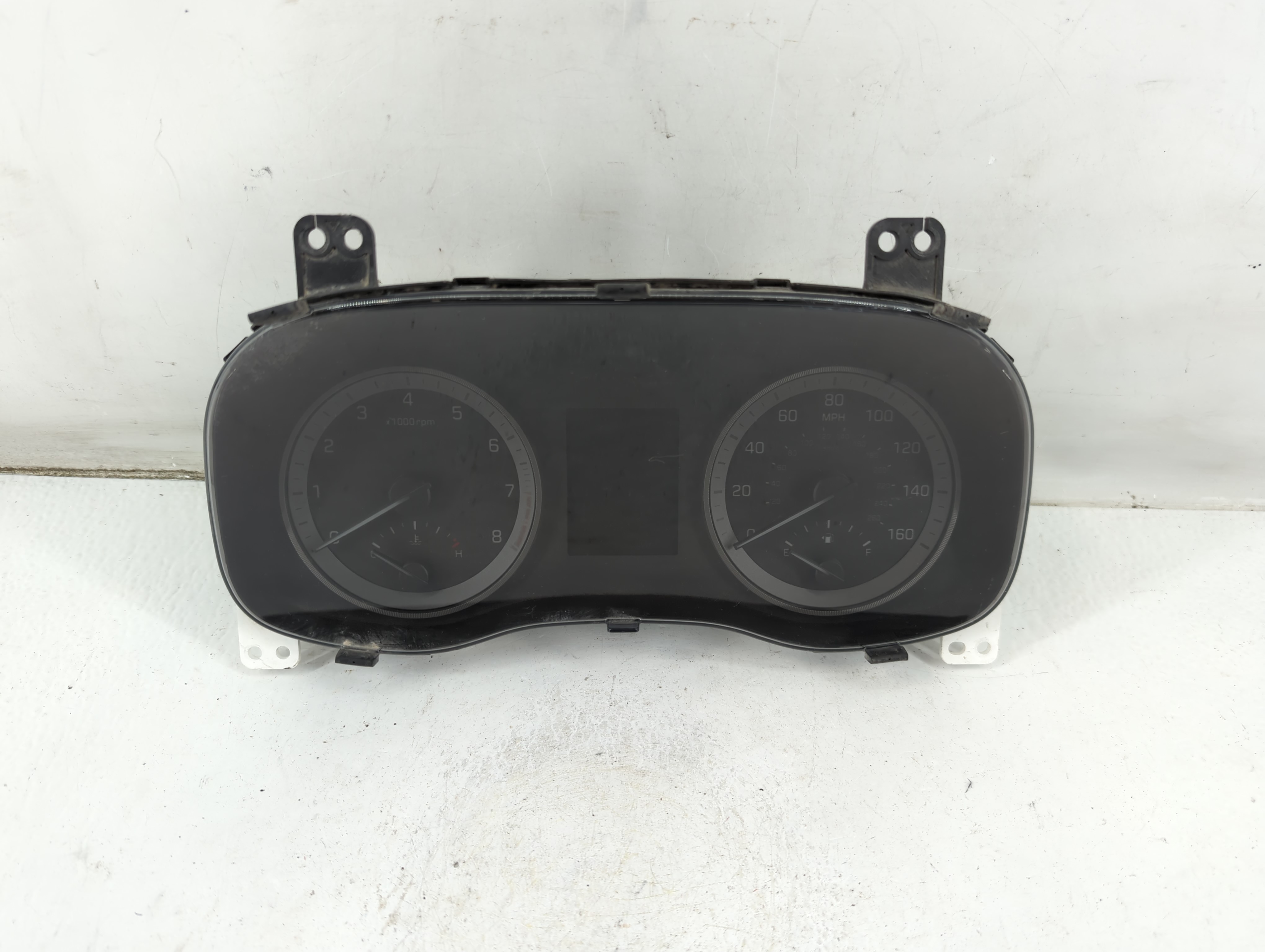 2016-2017 Hyundai Tucson Speedometer Instrument Cluster Gauges 941672 - Oemusedautoparts1.com