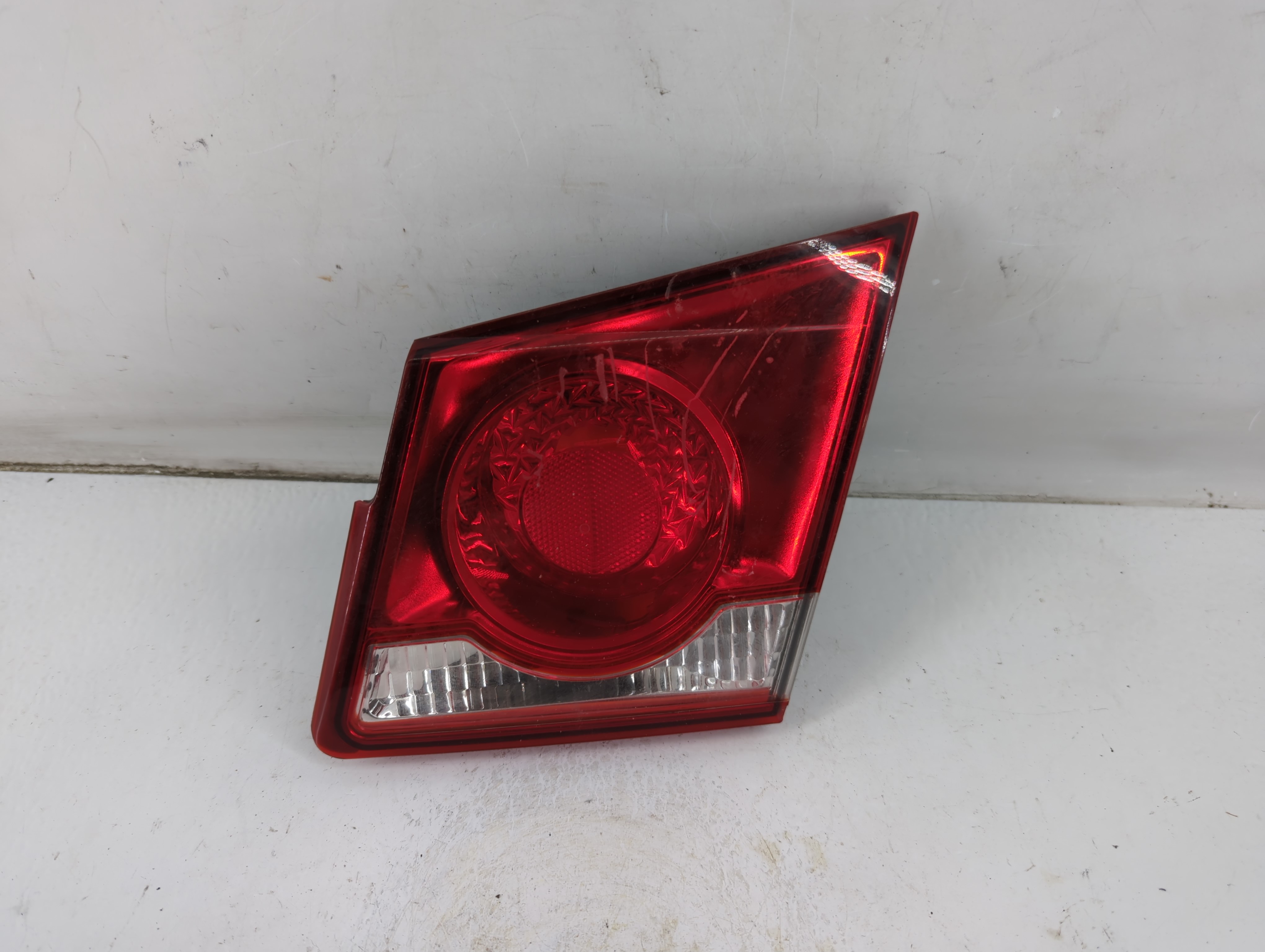 2011-2016 Chevrolet Cruze Passenger Right Side Tail Light Taillight Oem 941725 - Oemusedautoparts1.com
