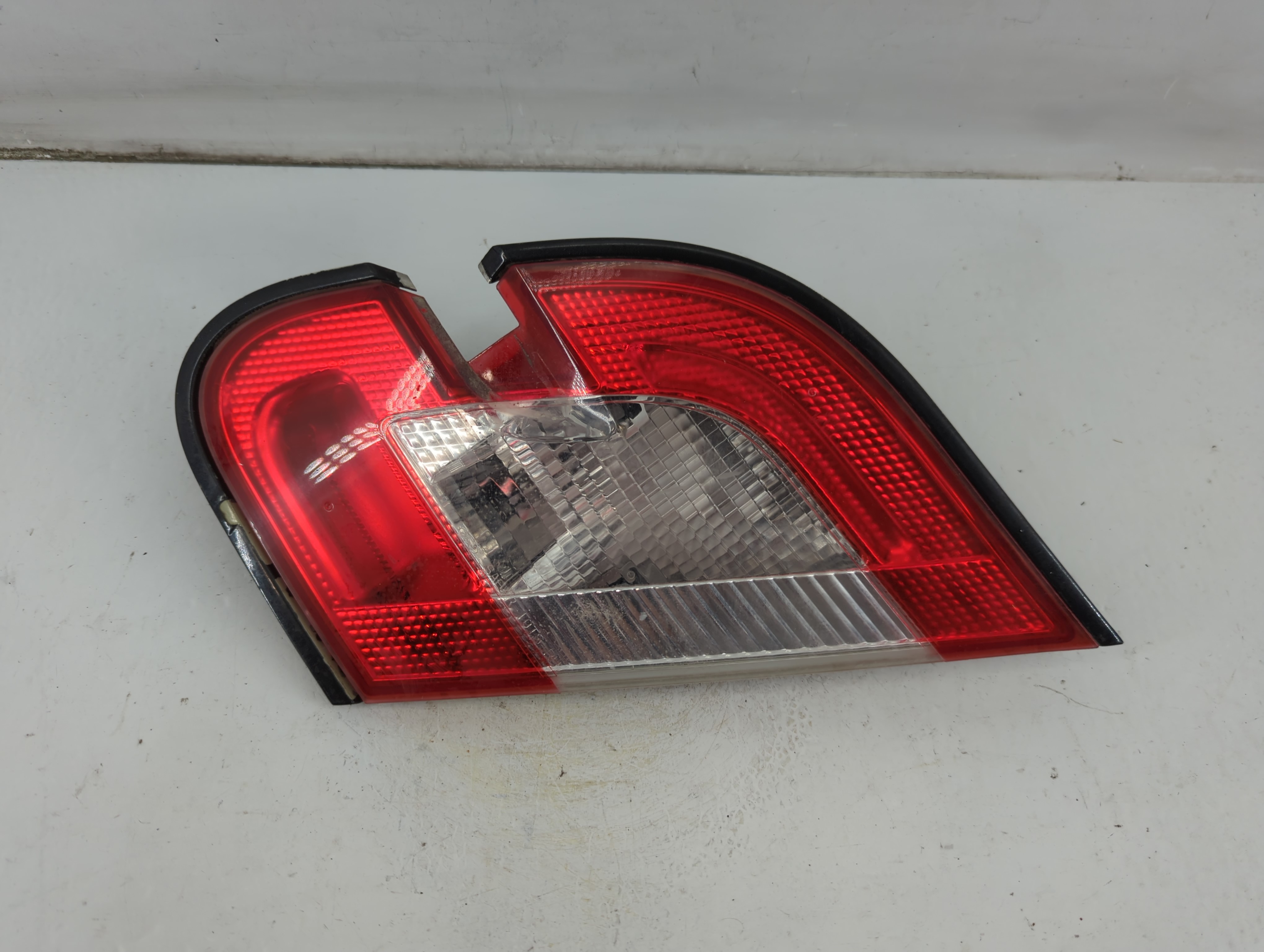 2010-2012 Ford Taurus Passenger Right Side Tail Light Taillight Oem 941727 - Oemusedautoparts1.com