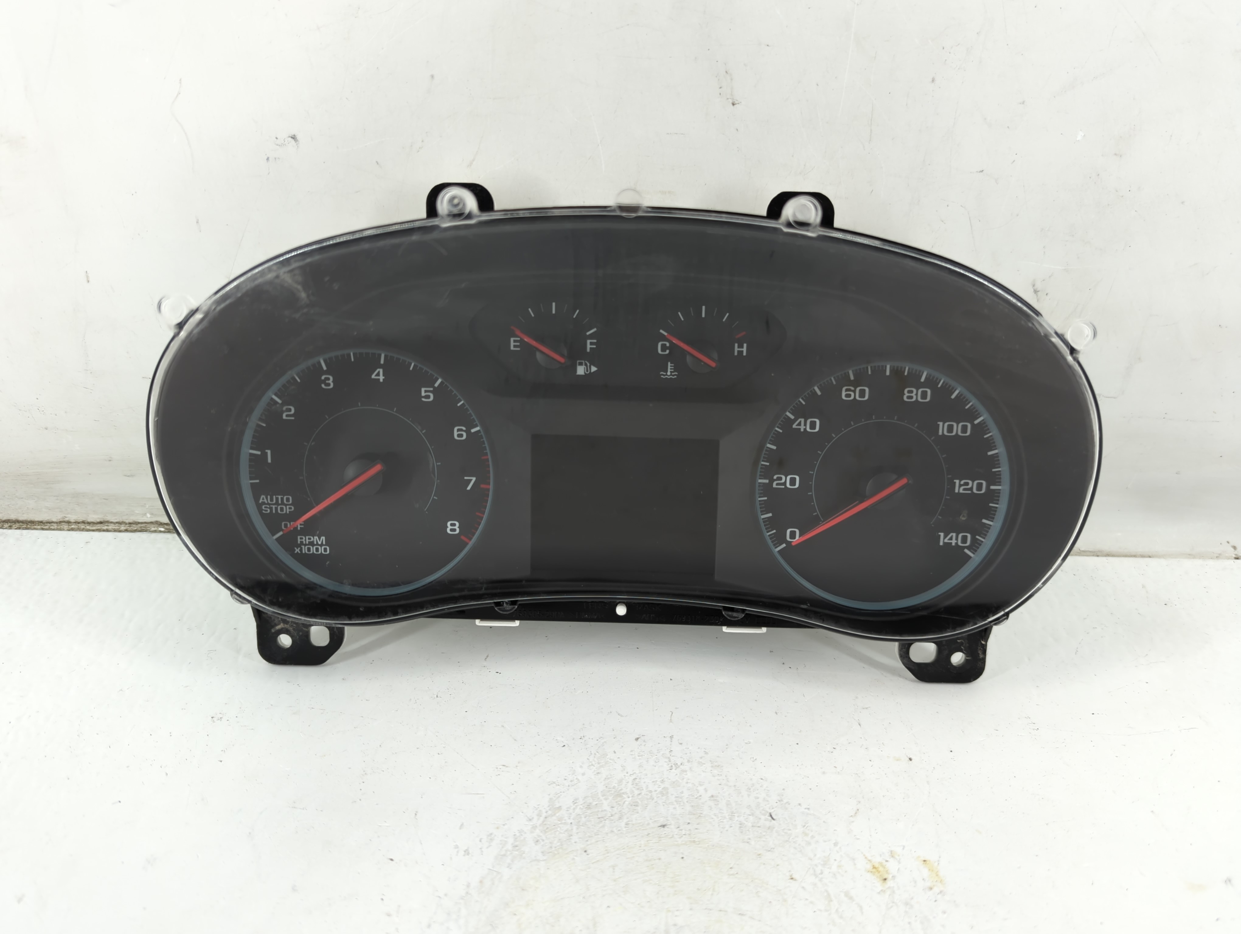 2019-2019 Chevrolet Malibu Speedometer Instrument Cluster Gauges 84524327 942600 - Oemusedautoparts1.com
