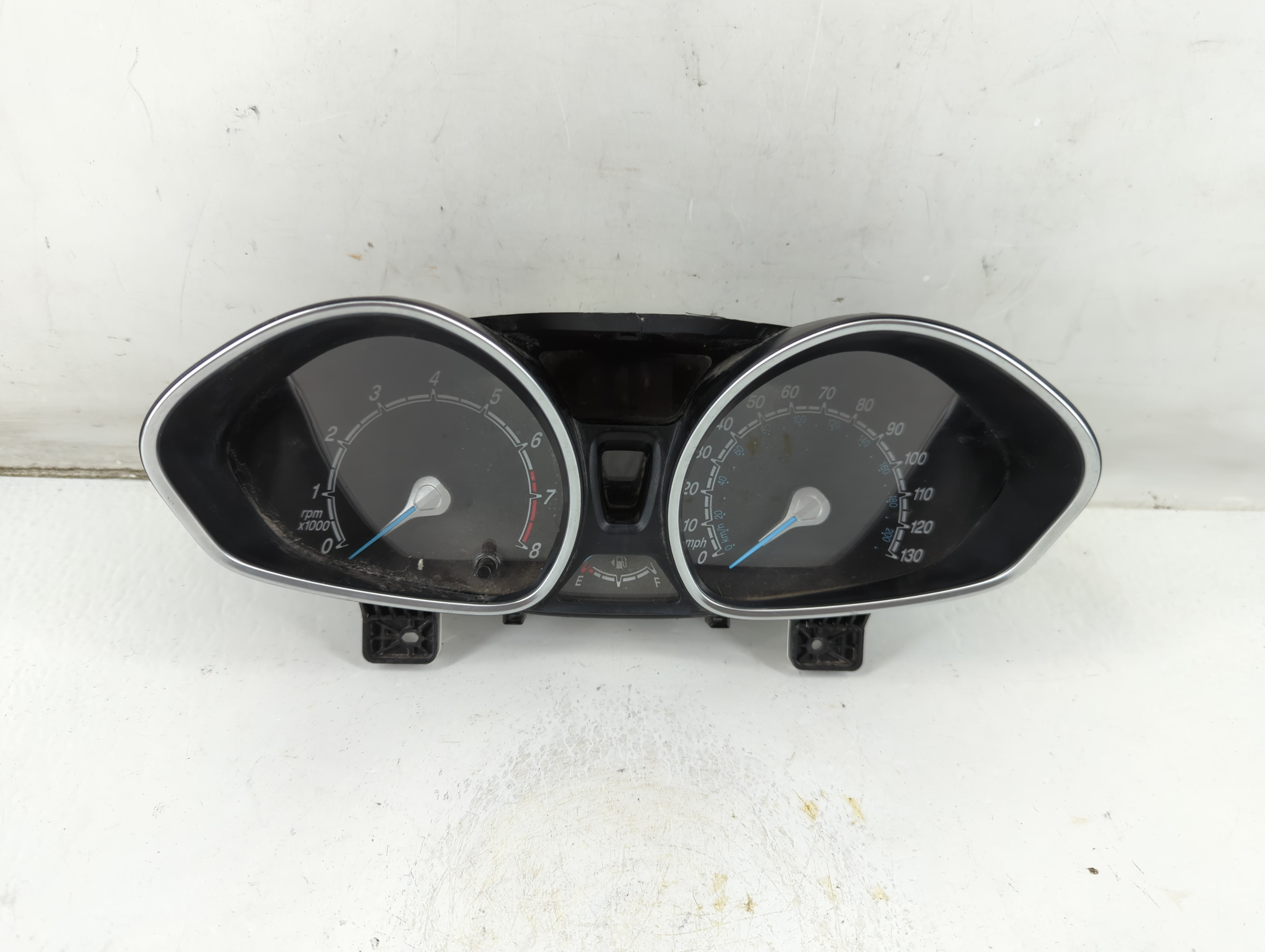 Picture of 2015-2017 Ford Fiesta Speedometer Instrument Cluster Gauges 942606