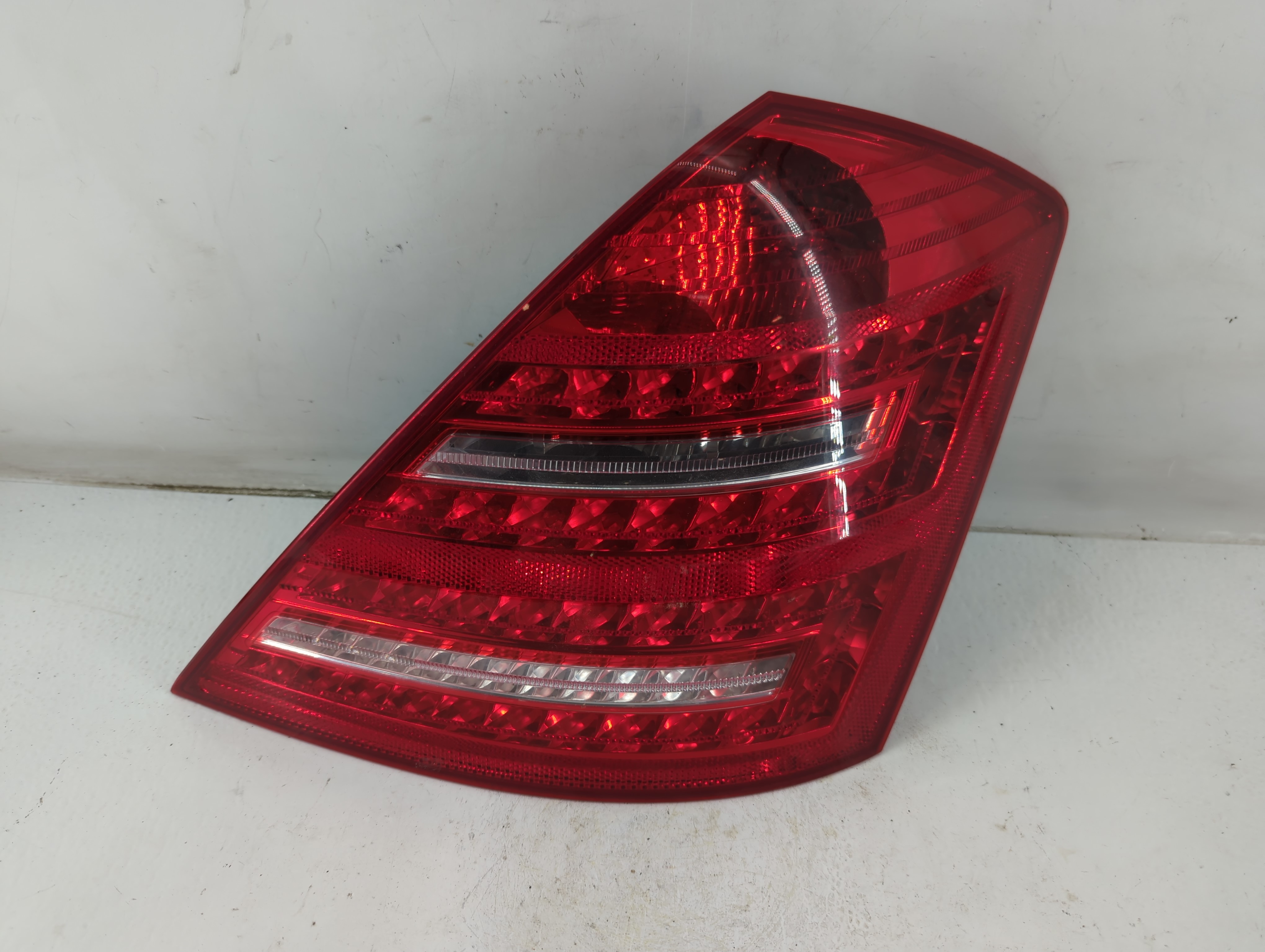 2010-2011 Mercedes-benz S450 Driver Left Side Tail Light Taillight Oem 942612 - Oemusedautoparts1.com