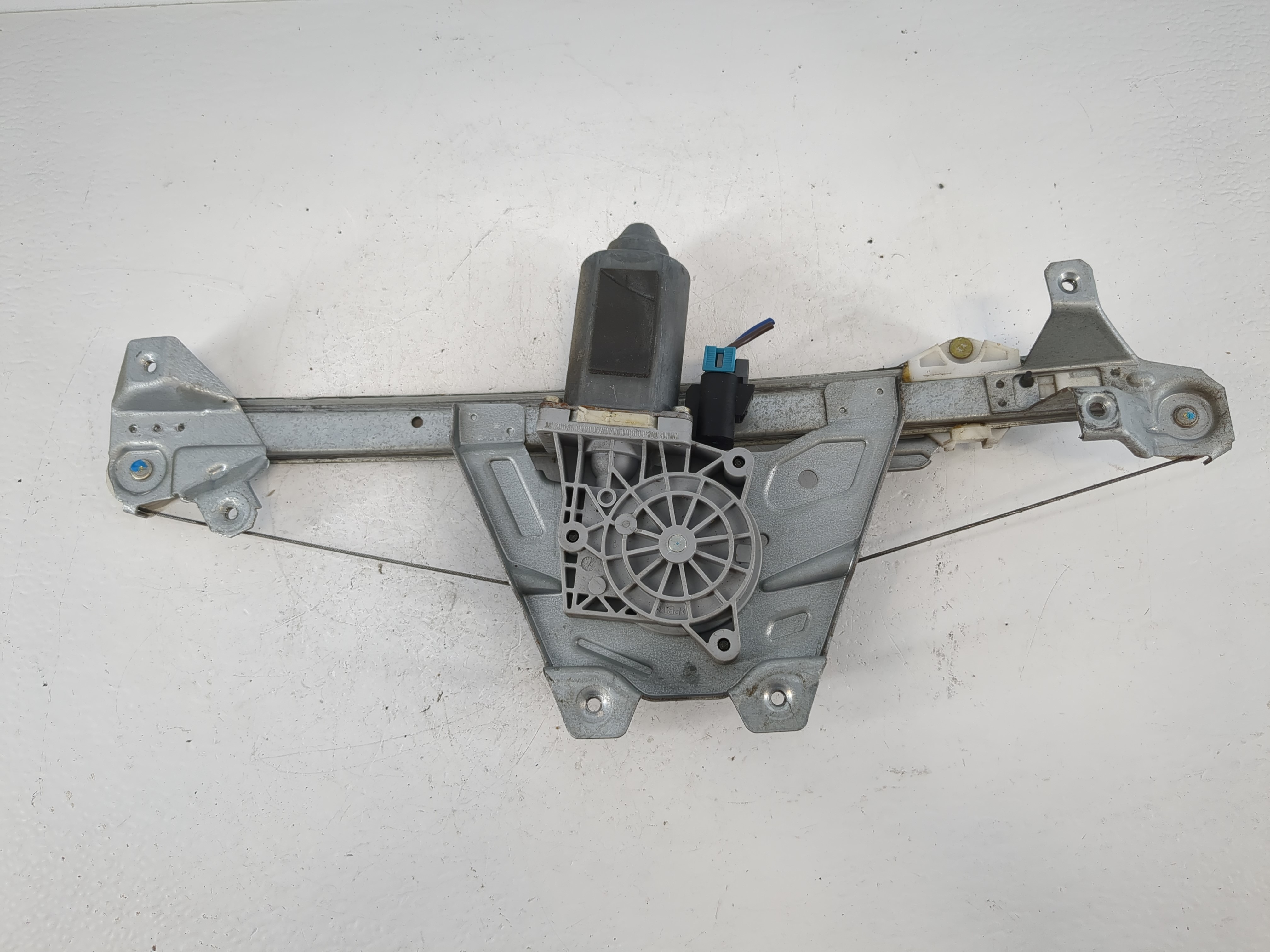 2000-2000 Saturn Ls Window Regulator Right Passenger Rear 944165 - Oemusedautoparts1.com