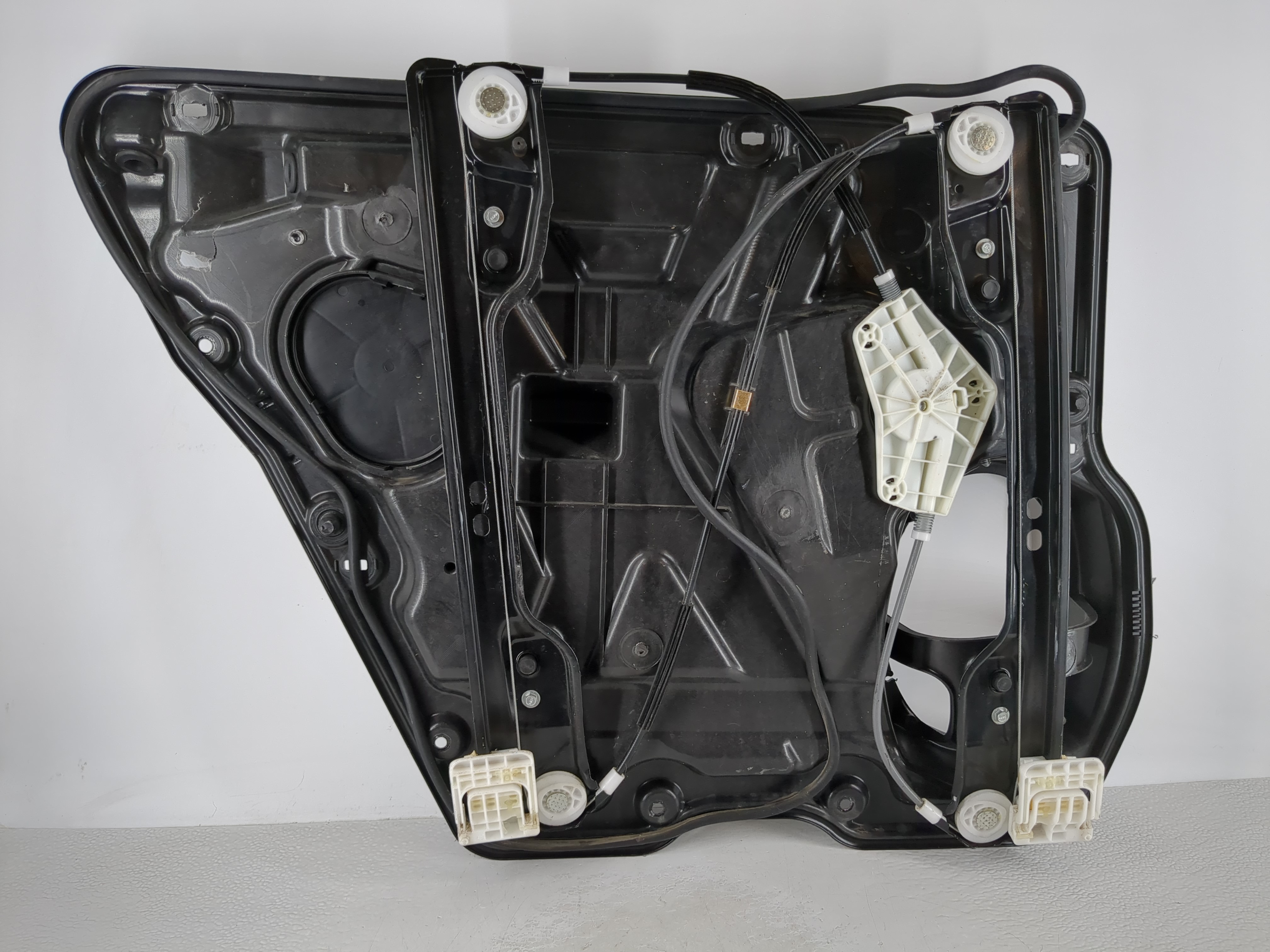 2016 Dodge Journey Window Regulator Right Passenger Rear 944332 - Oemusedautoparts1.com