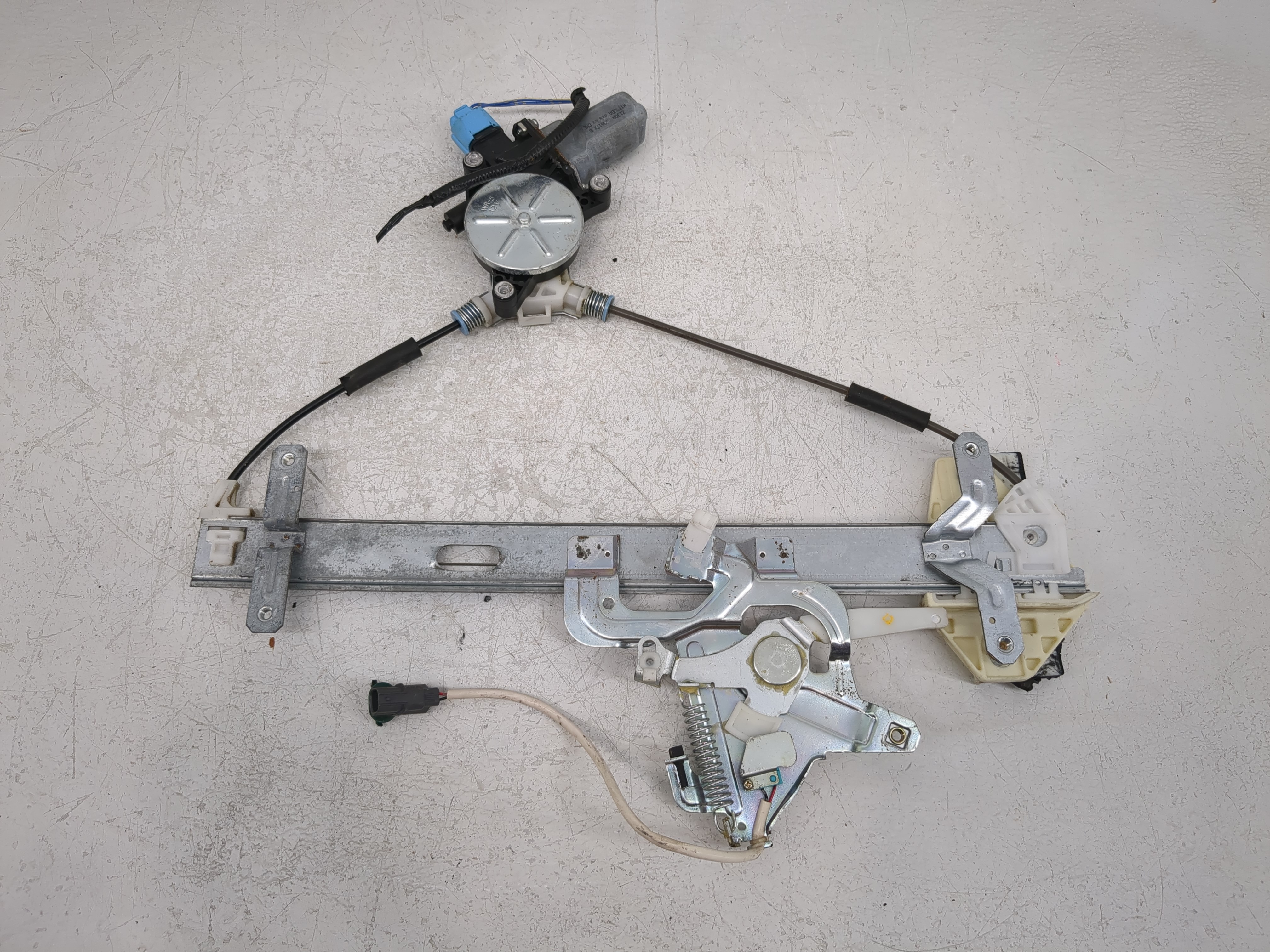 Picture of 2005-2010 Honda Odyssey Window Regulator Right Passenger Rear 944435