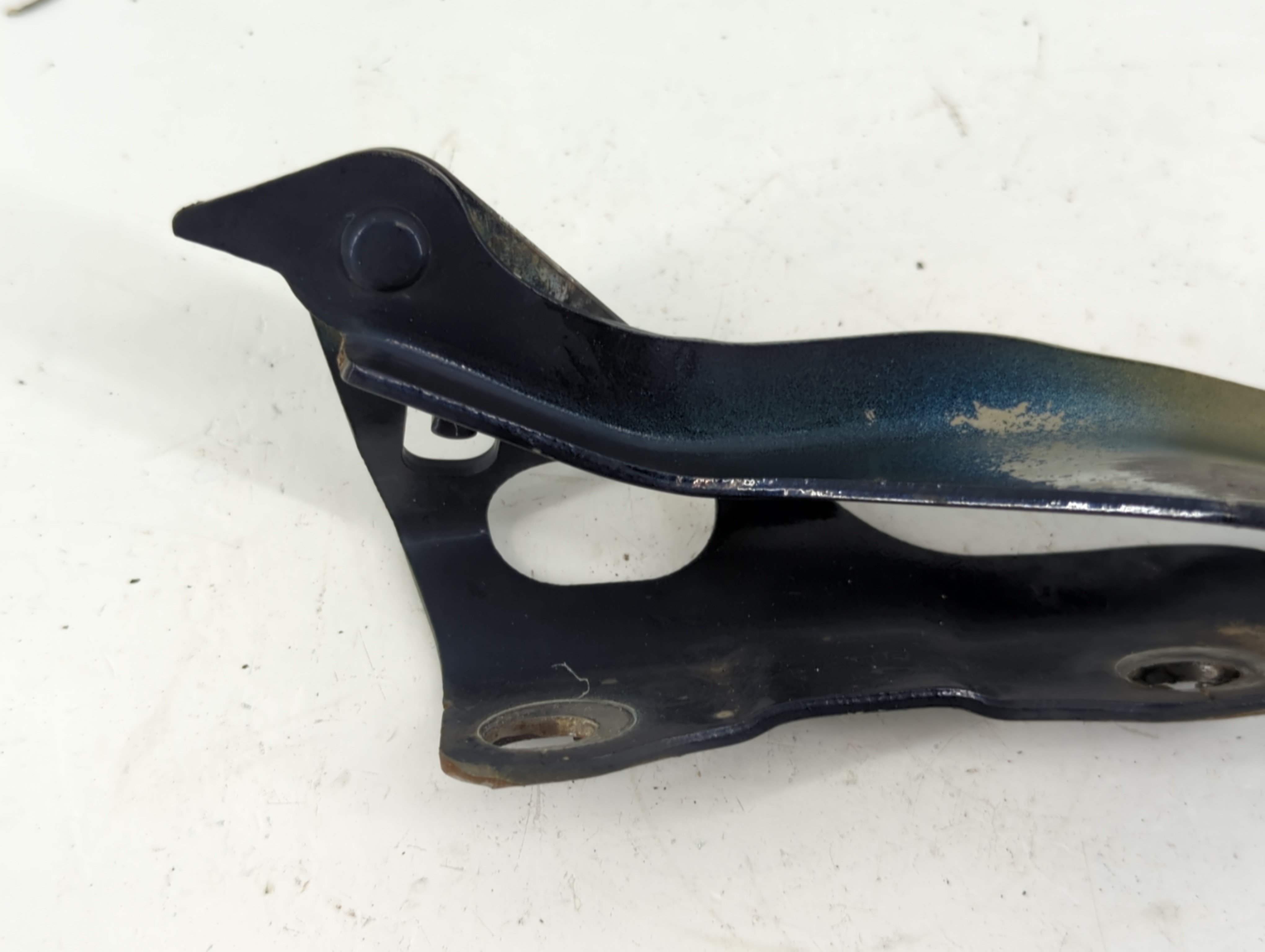 2007 Honda Odyssey Driver Left Hood Hinge 947110 - Oemusedautoparts1.com