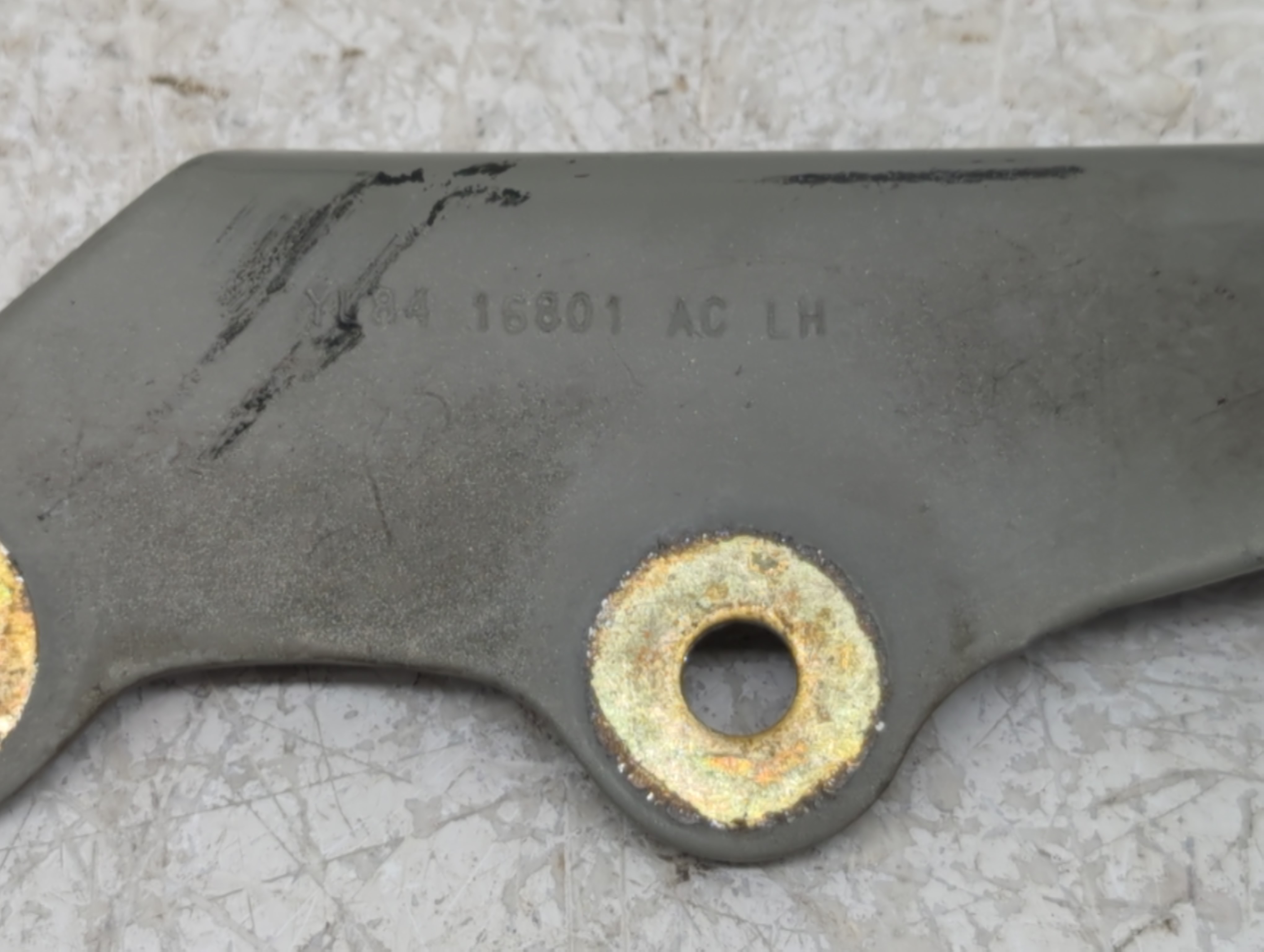 2004 Ford Escape Driver Hood Hinge 947144 - Oemusedautoparts1.com