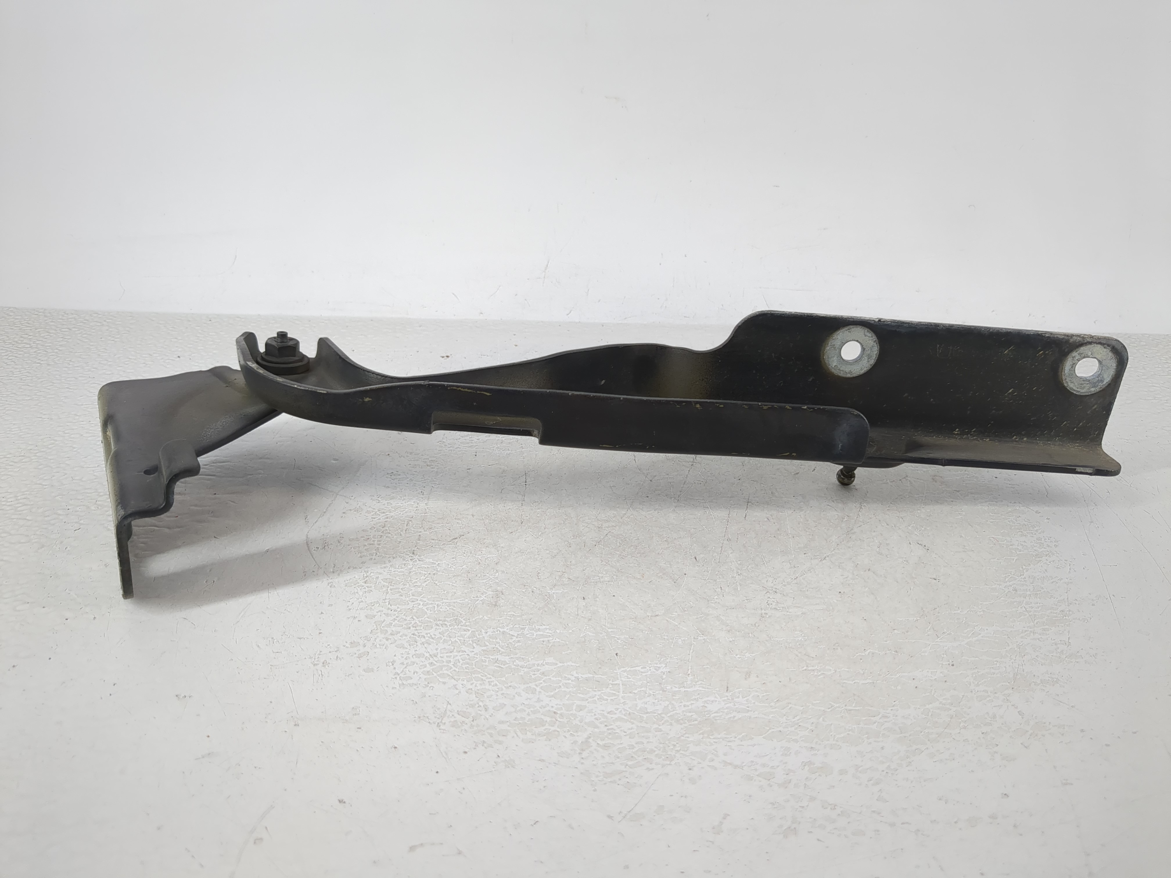 Picture of 2005 Ford F-150 Driver Hood Hinge 947216
