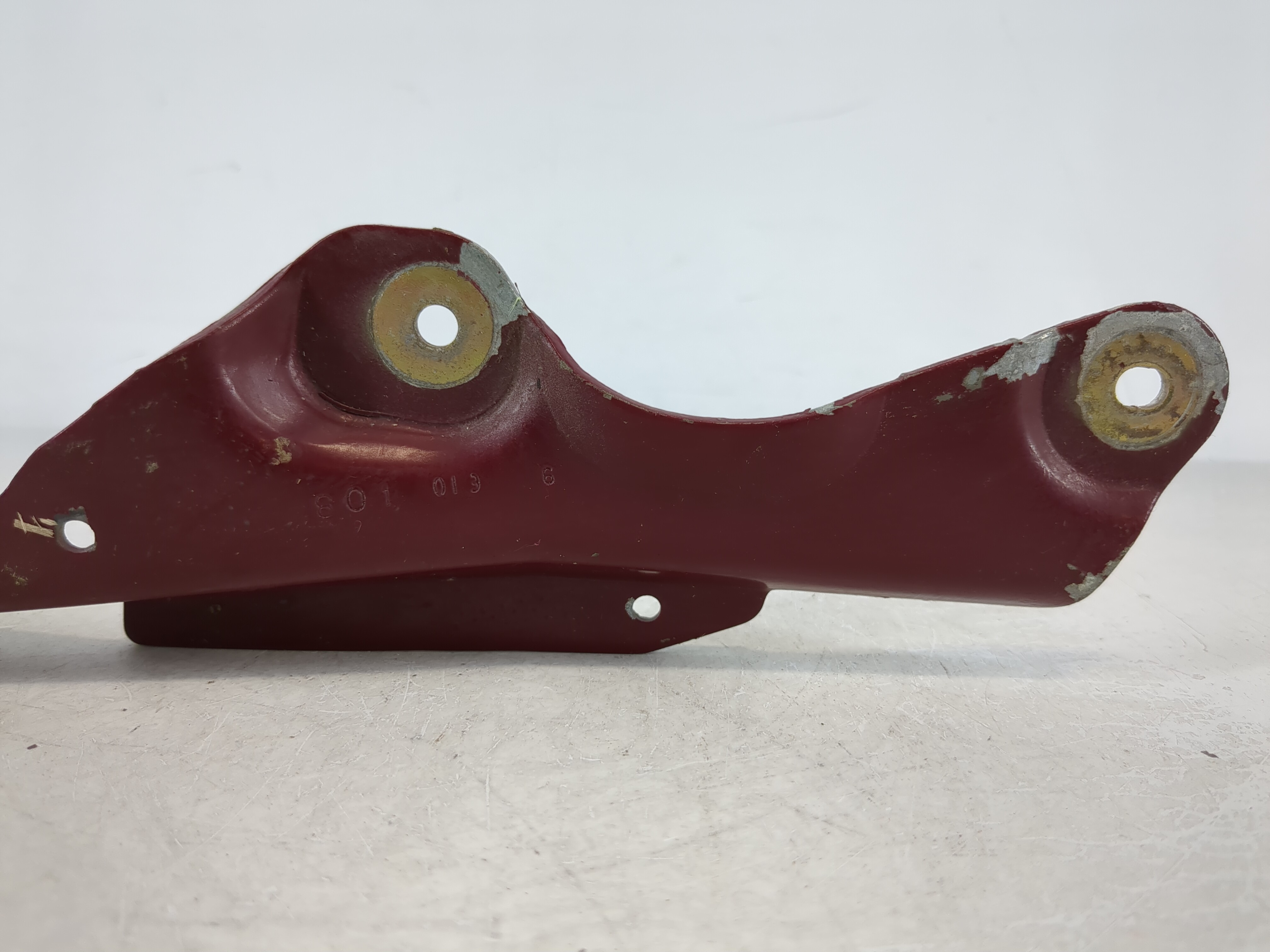 Picture of 2007 Ford Taurus Driver Hood Hinge 947228