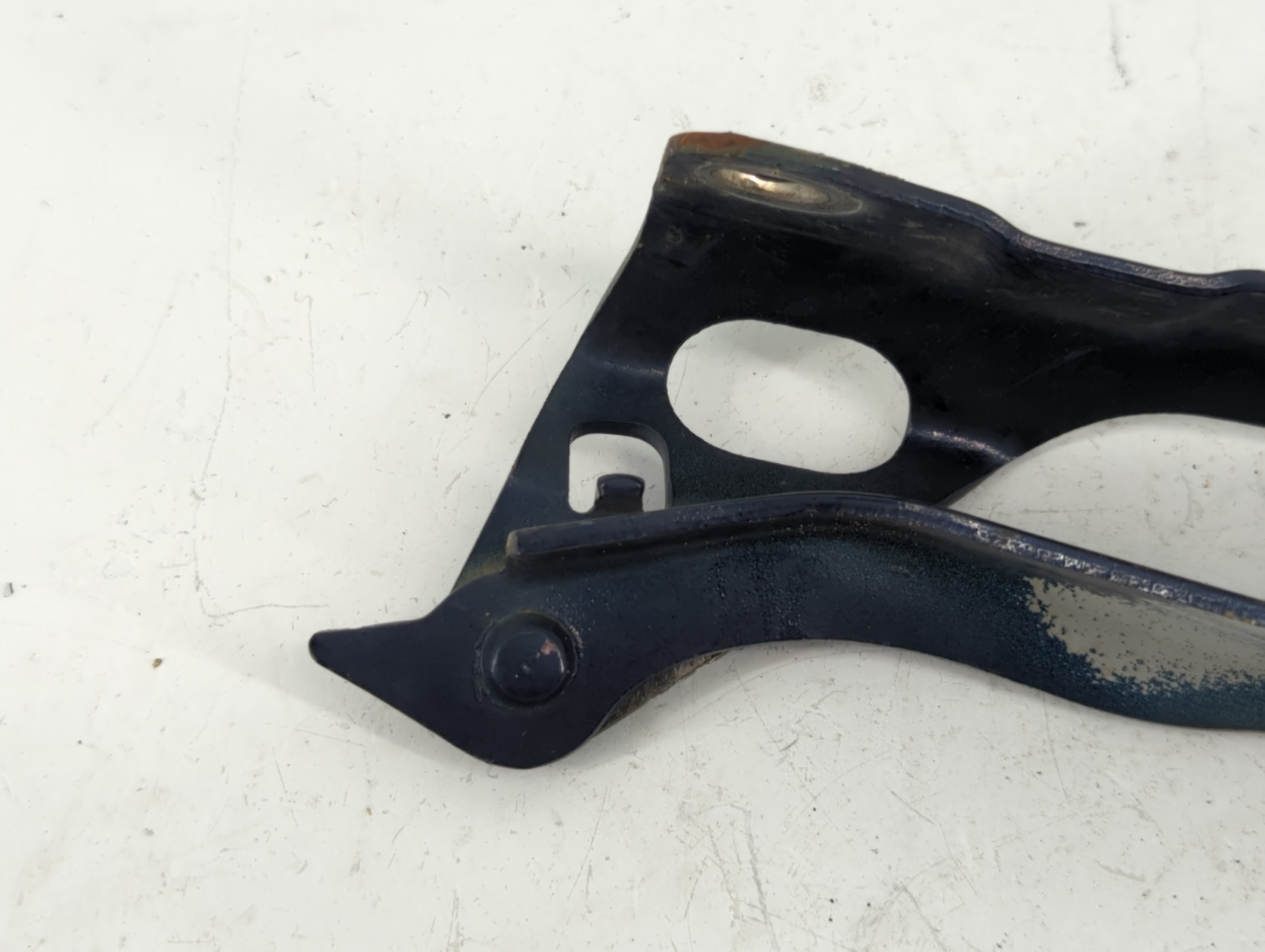 2007 Honda Odyssey Driver Left Hood Hinge 947307 - Oemusedautoparts1.com