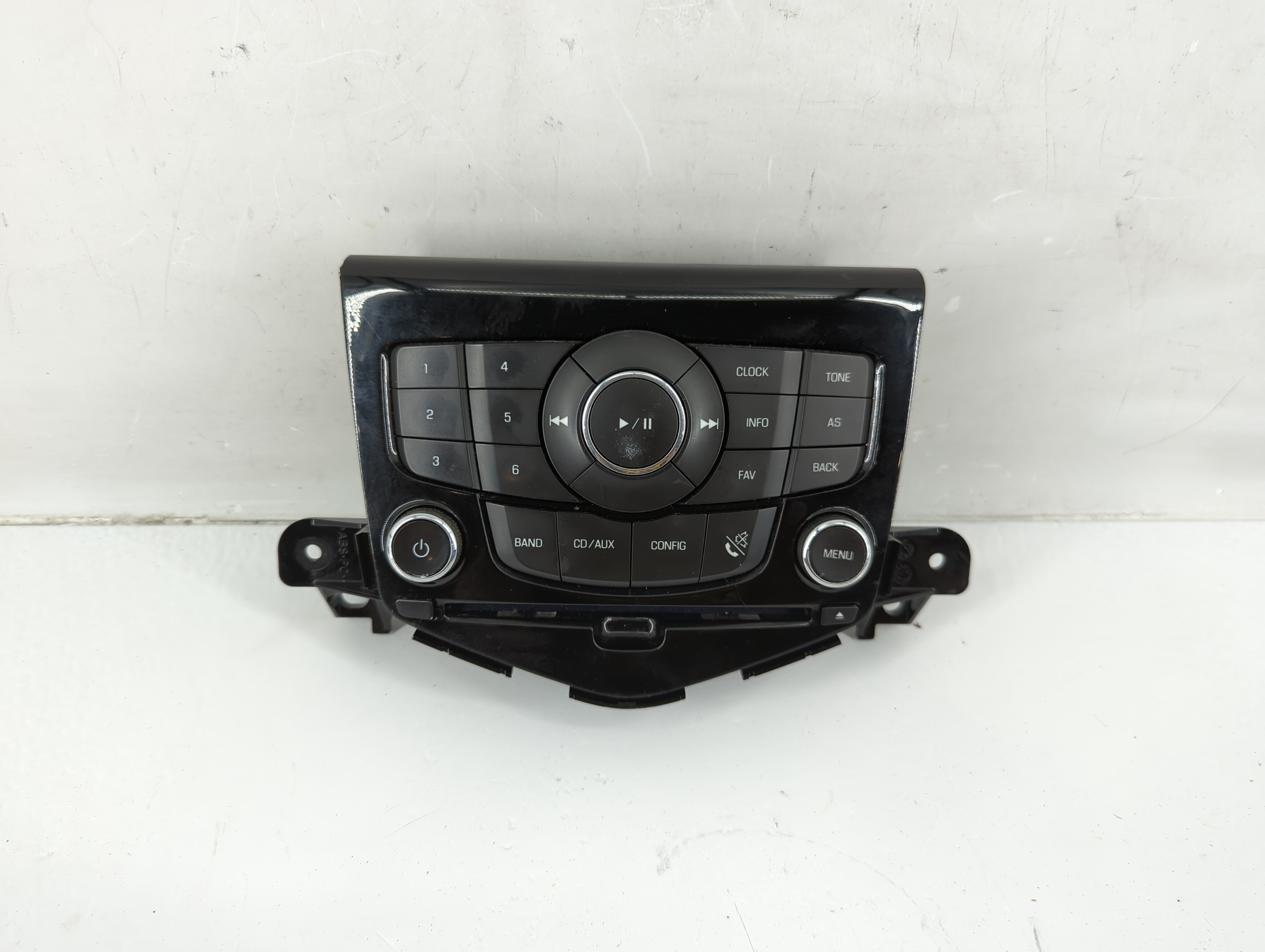 2011-2016 Chevrolet Cruze Radio Control Panel 947675 - Oemusedautoparts1.com