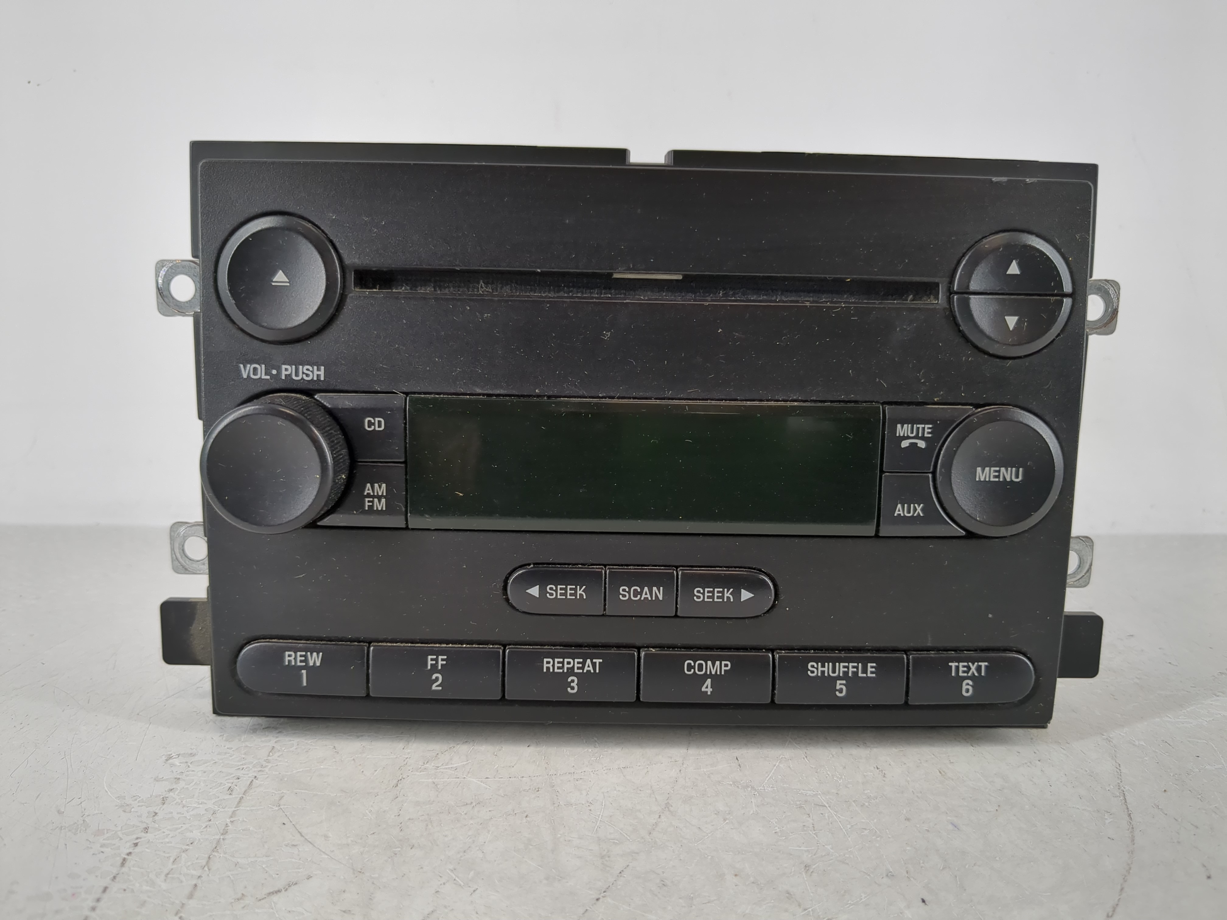 Picture of 2005-2006 Ford F-150 Am Fm Cd Player Radio Receiver 947943
