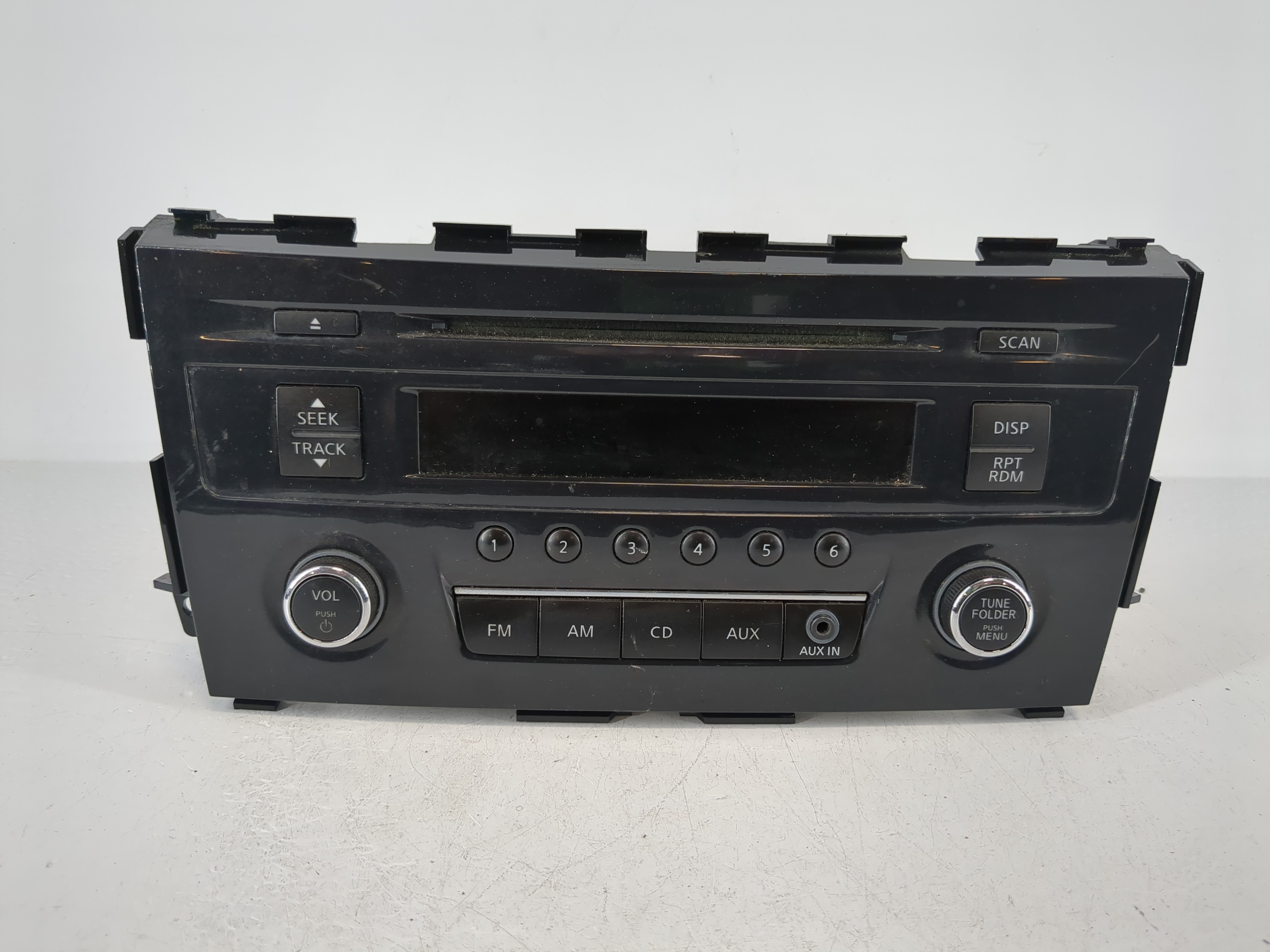 Picture of 2013-2015 Nissan Altima Am Fm Cd Player Radio Receiver 948294
