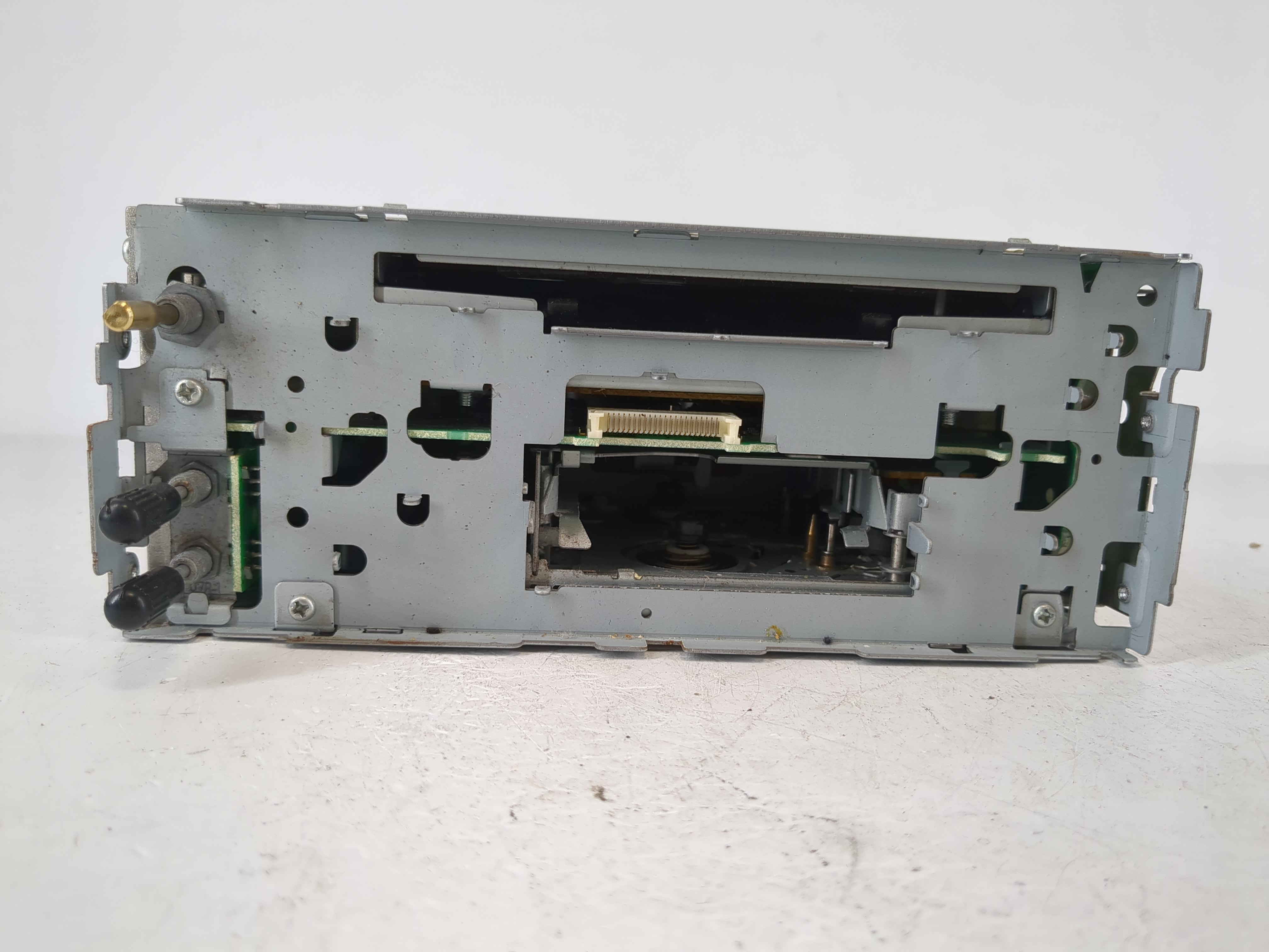 Picture of Dodge Grand Caravan Am Fm Cd Player Radio Receiver 948354