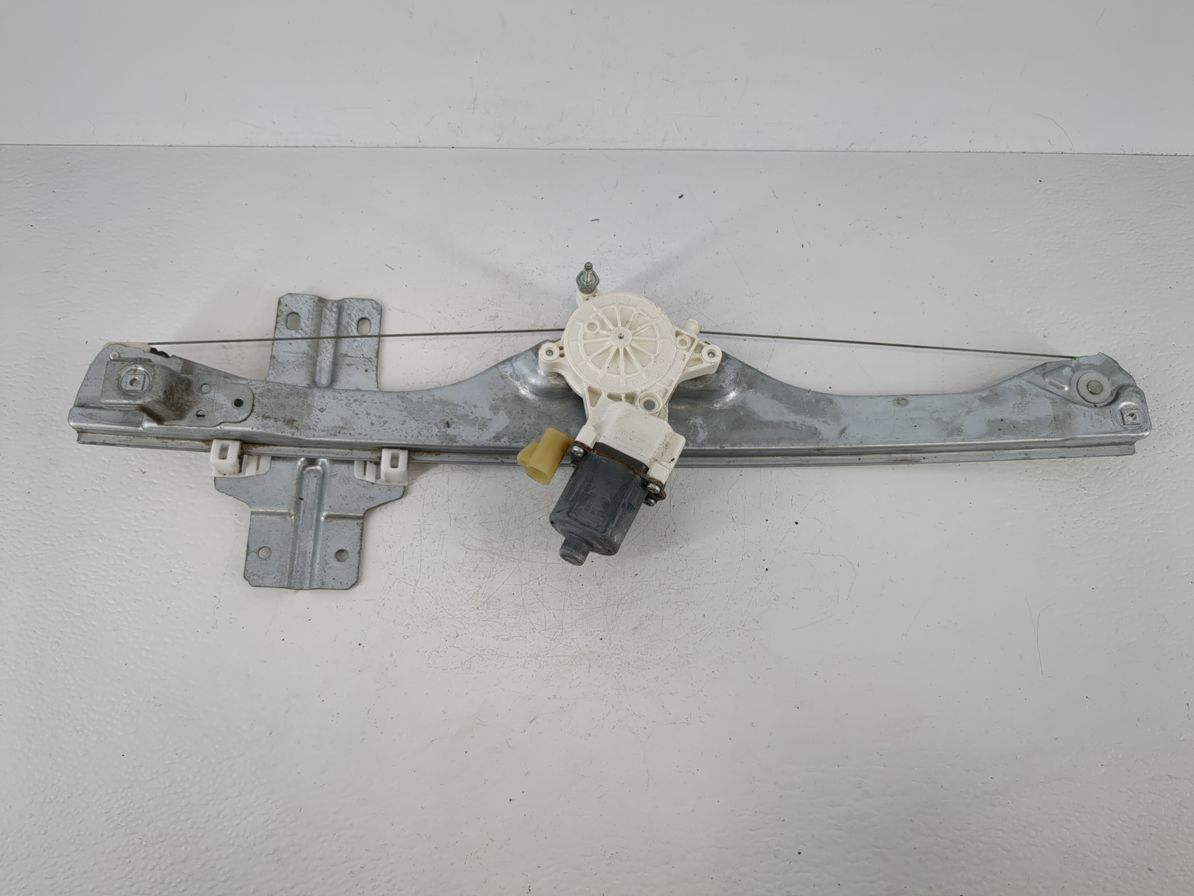 2007-2012 Gmc Acadia Driver Rear Left Power Window Motor 950698 - Oemusedautoparts1.com