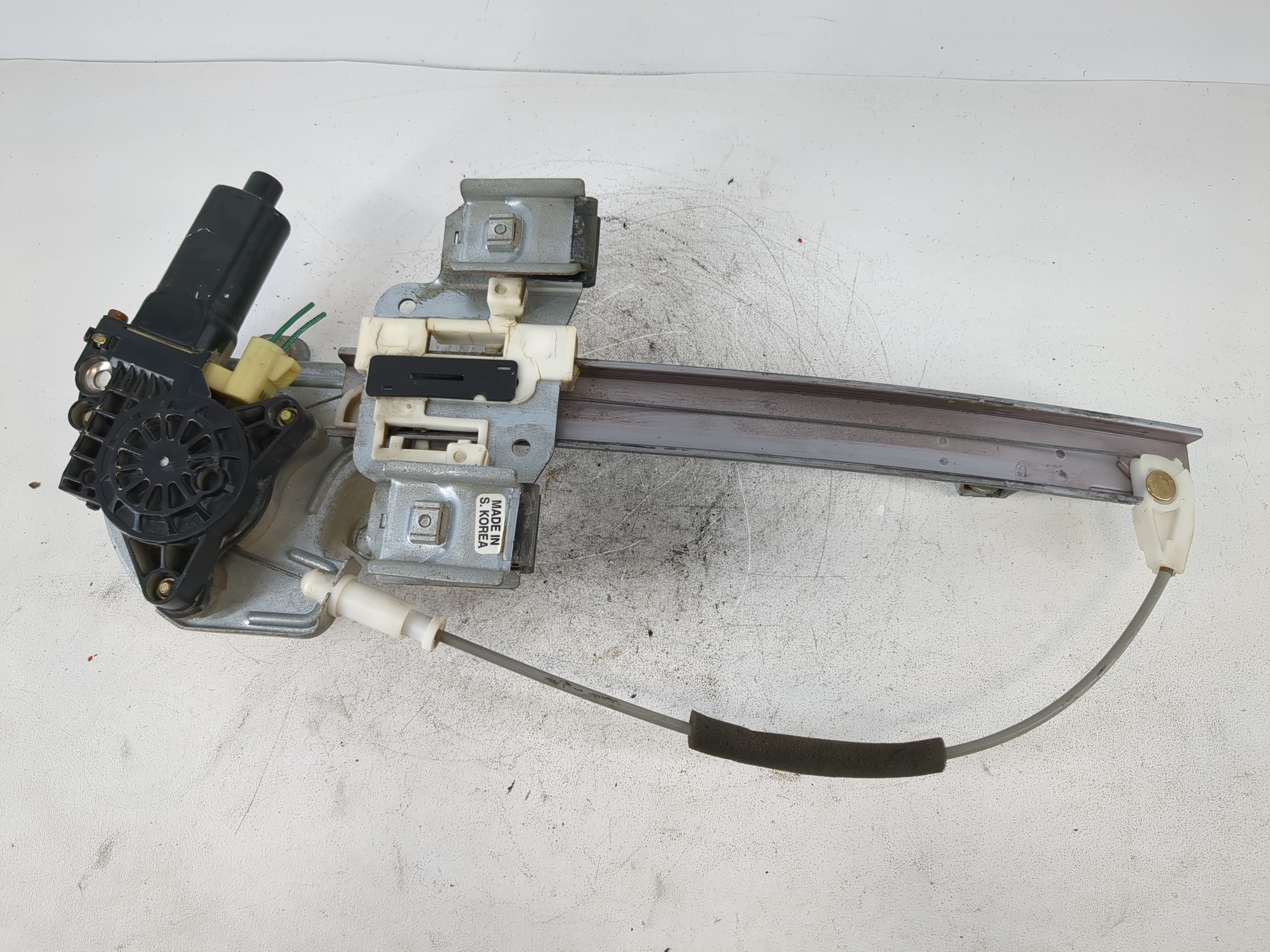 2000-2003 Buick Lesabre Driver Rear Left Power Window Motor 951268 - Oemusedautoparts1.com