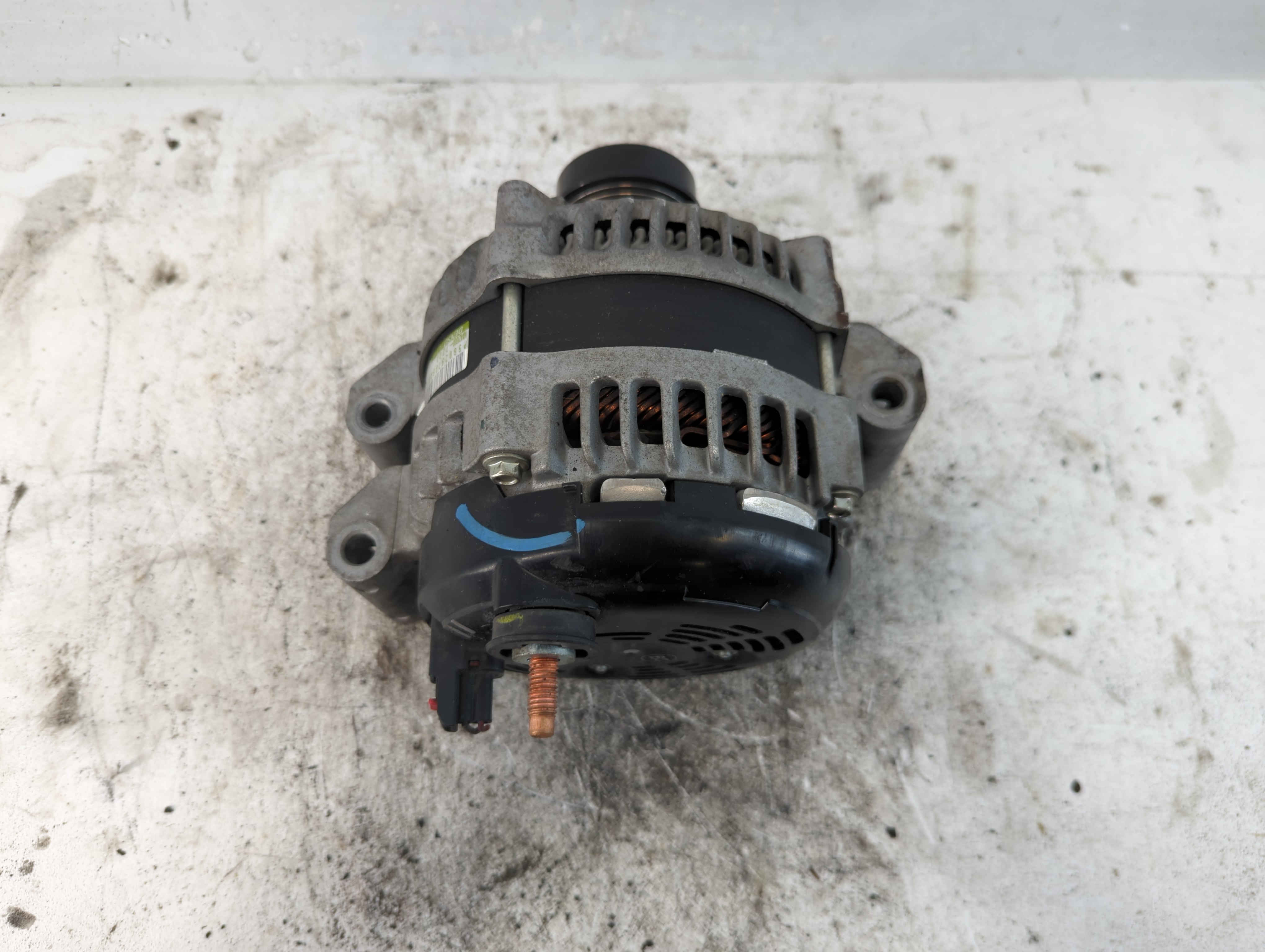 2019 Dodge Durango Alternator Generator Charging Assembly Engine Oem 952255 - Oemusedautoparts1.com