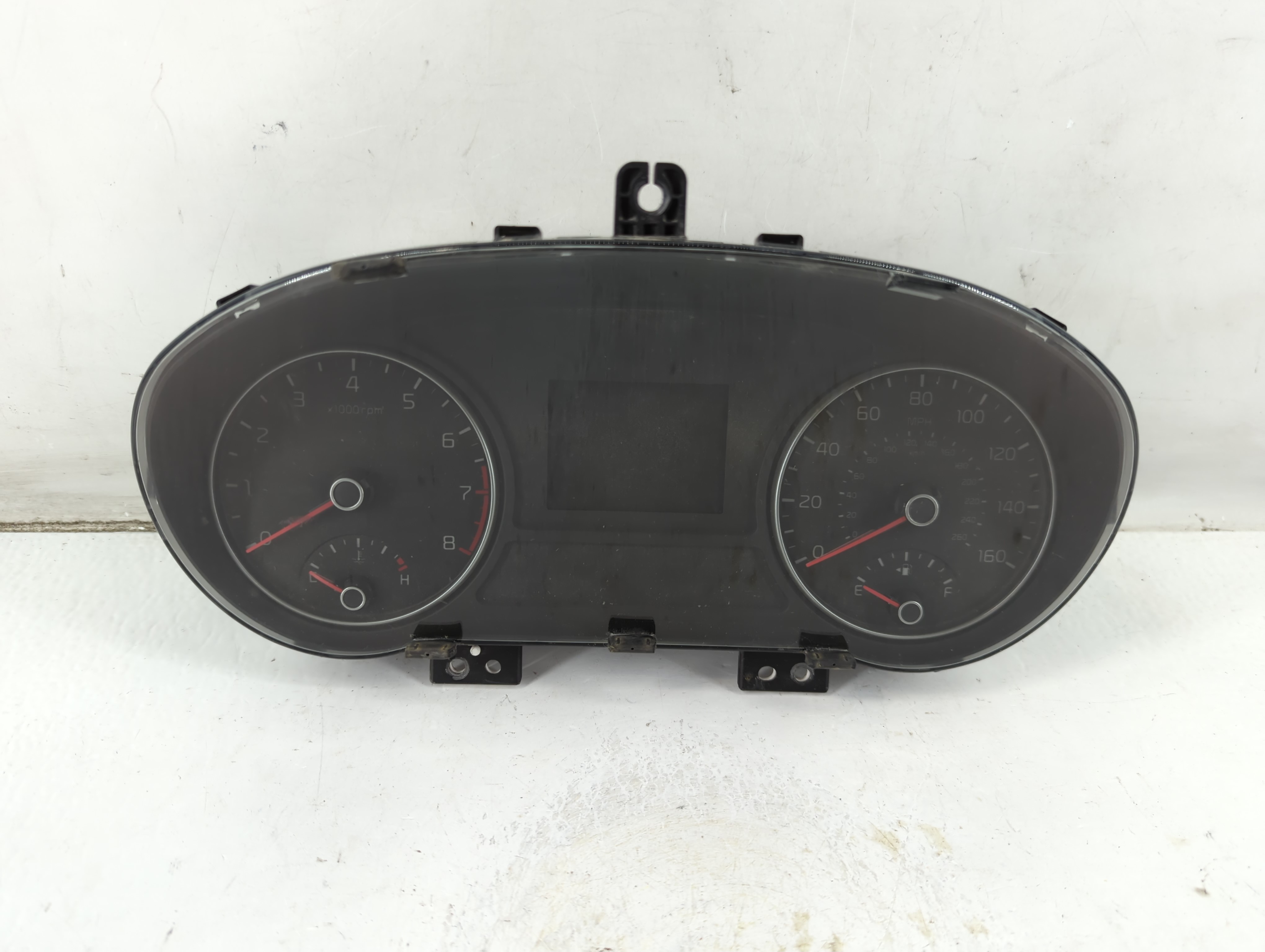 2017-2018 Kia Optima Speedometer Instrument Cluster Gauges 94001-d5310 952592 - Oemusedautoparts1.com
