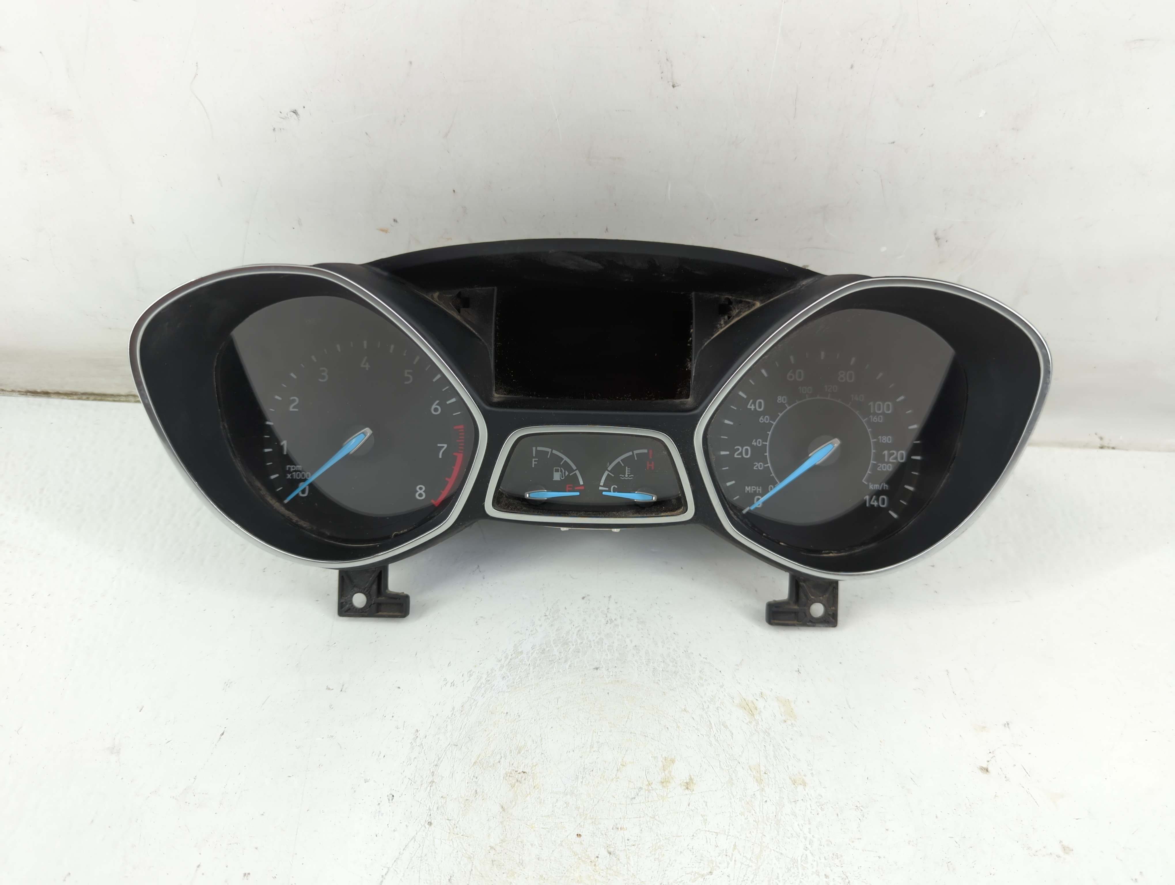2018-2018 Ford Escape Speedometer Instrument Cluster Gauges Cl8t-10894-b 952595 - Oemusedautoparts1.com