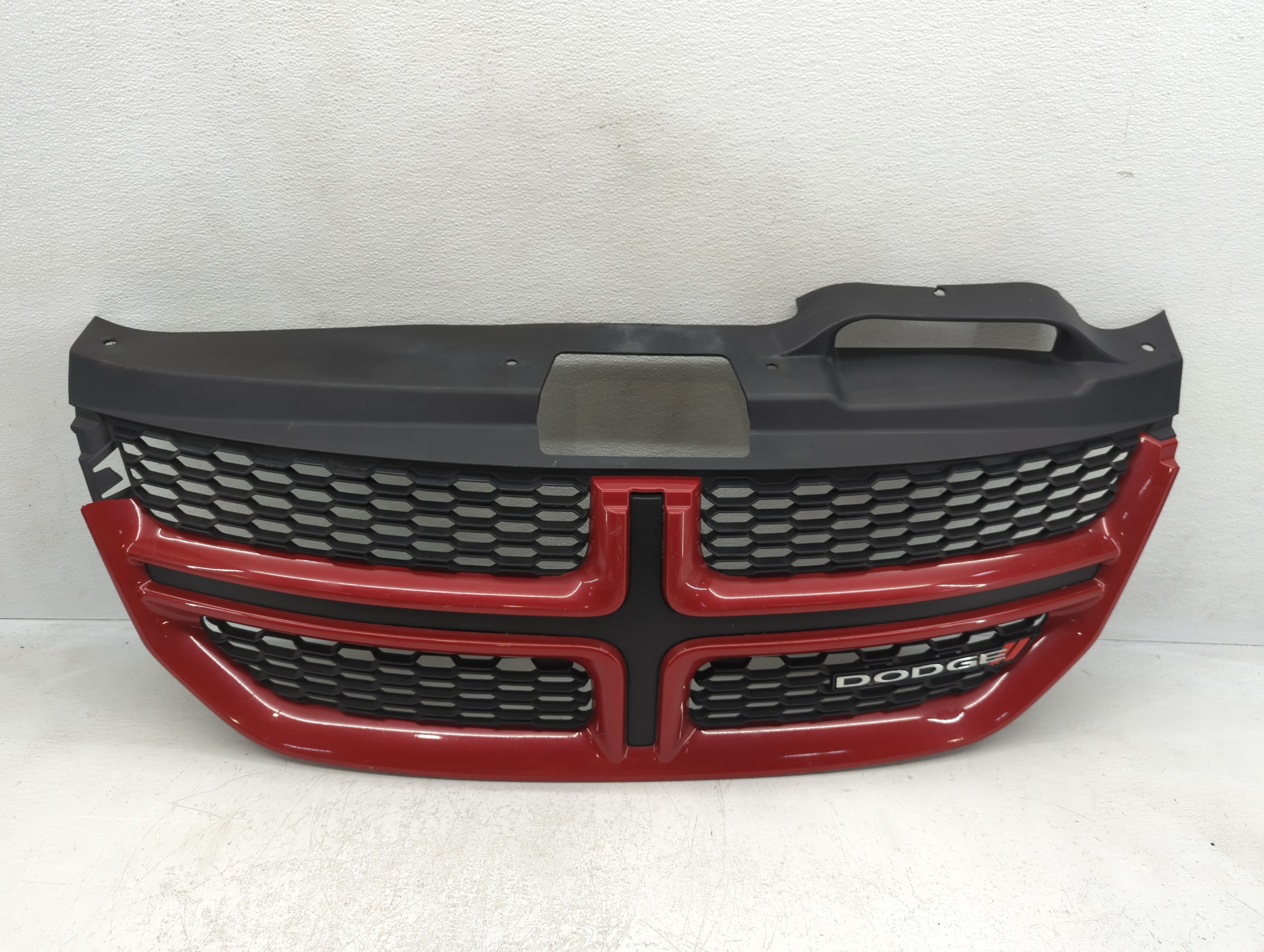 2016 Dodge Journey Front Grille Bumper Not Included 954952 - Oemusedautoparts1.com
