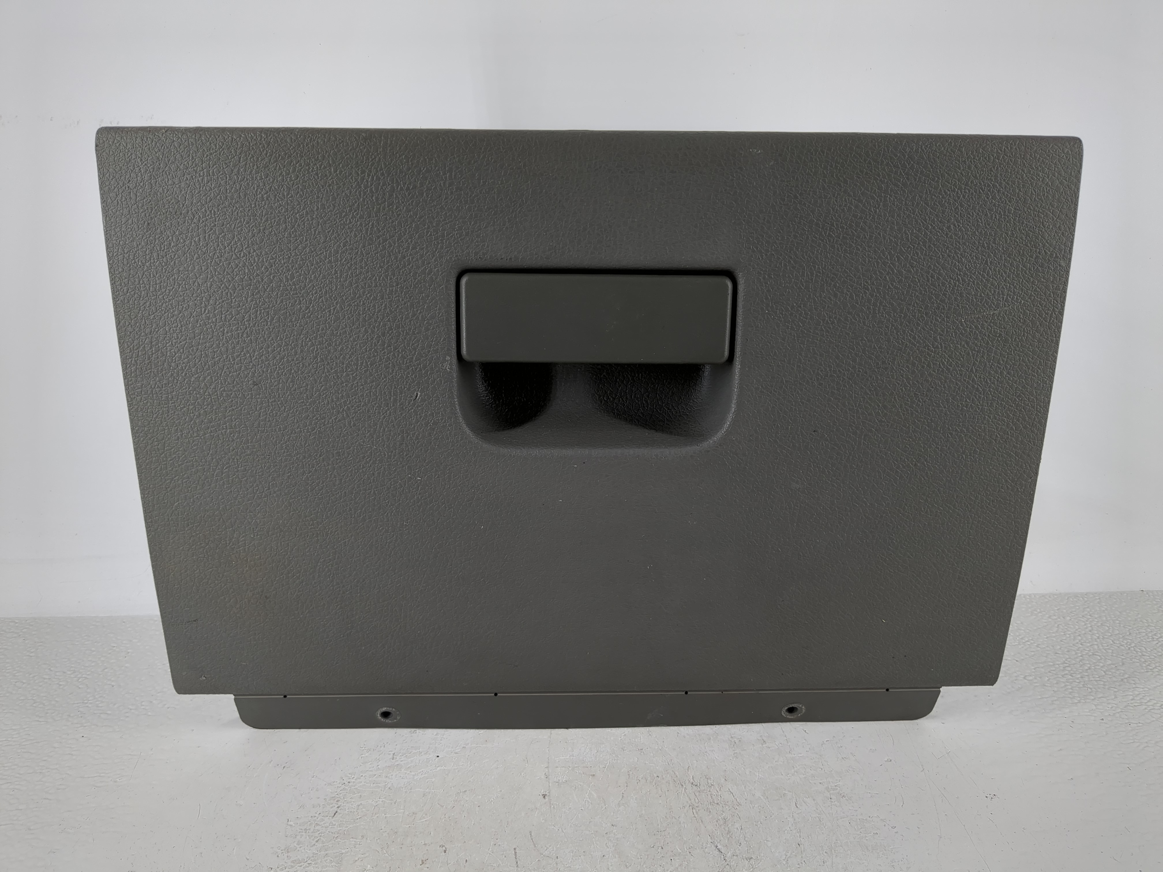 Picture of 2005 Ford F-150 Passenger Glove Box Door Storage Compartment 956439