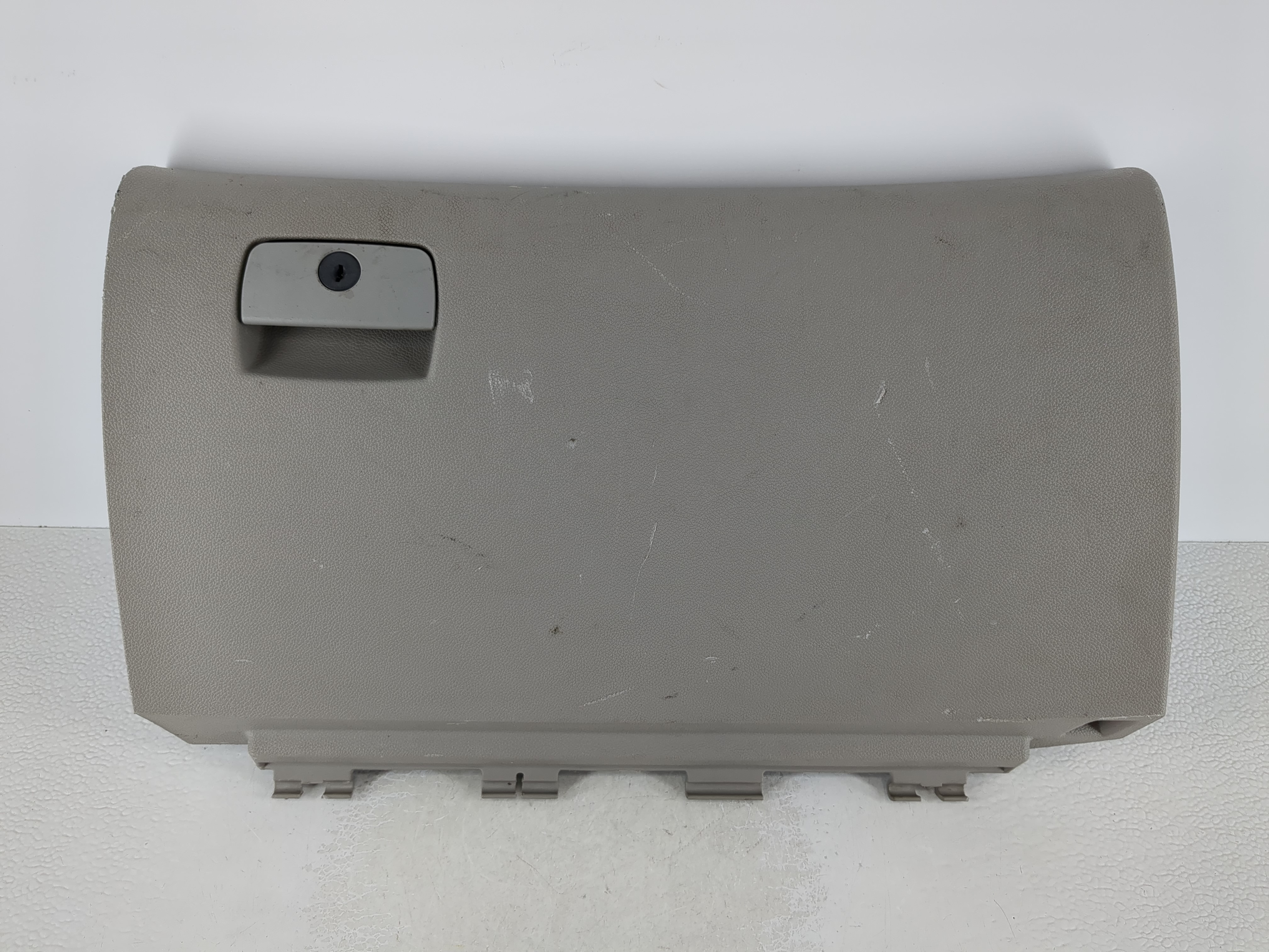 Picture of 2010 Buick Enclave Passenger Glove Box Door Storage Compartment 956503