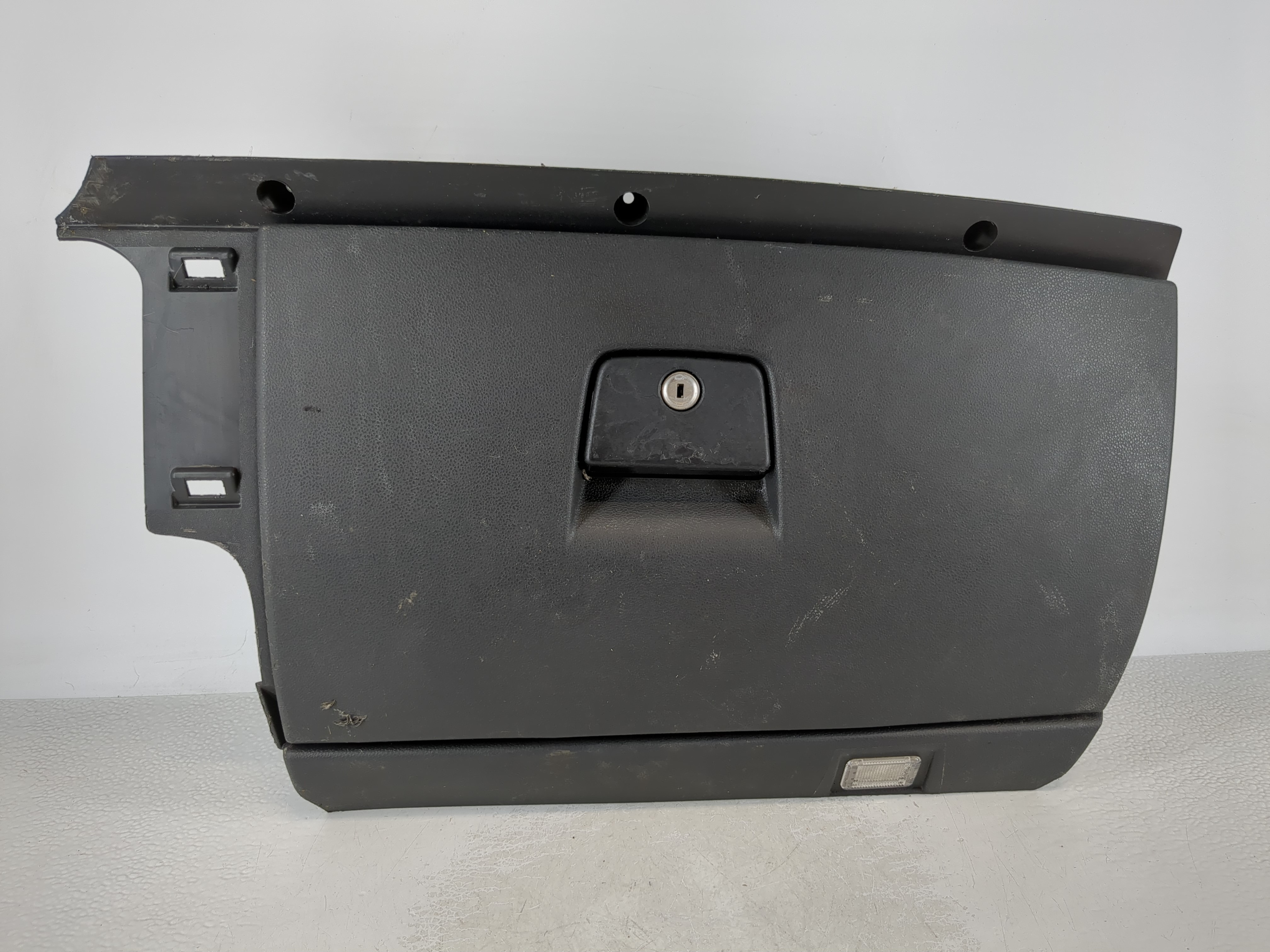 Picture of 2010 Volvo V40 Passenger Glove Box Door Storage Compartment 956533