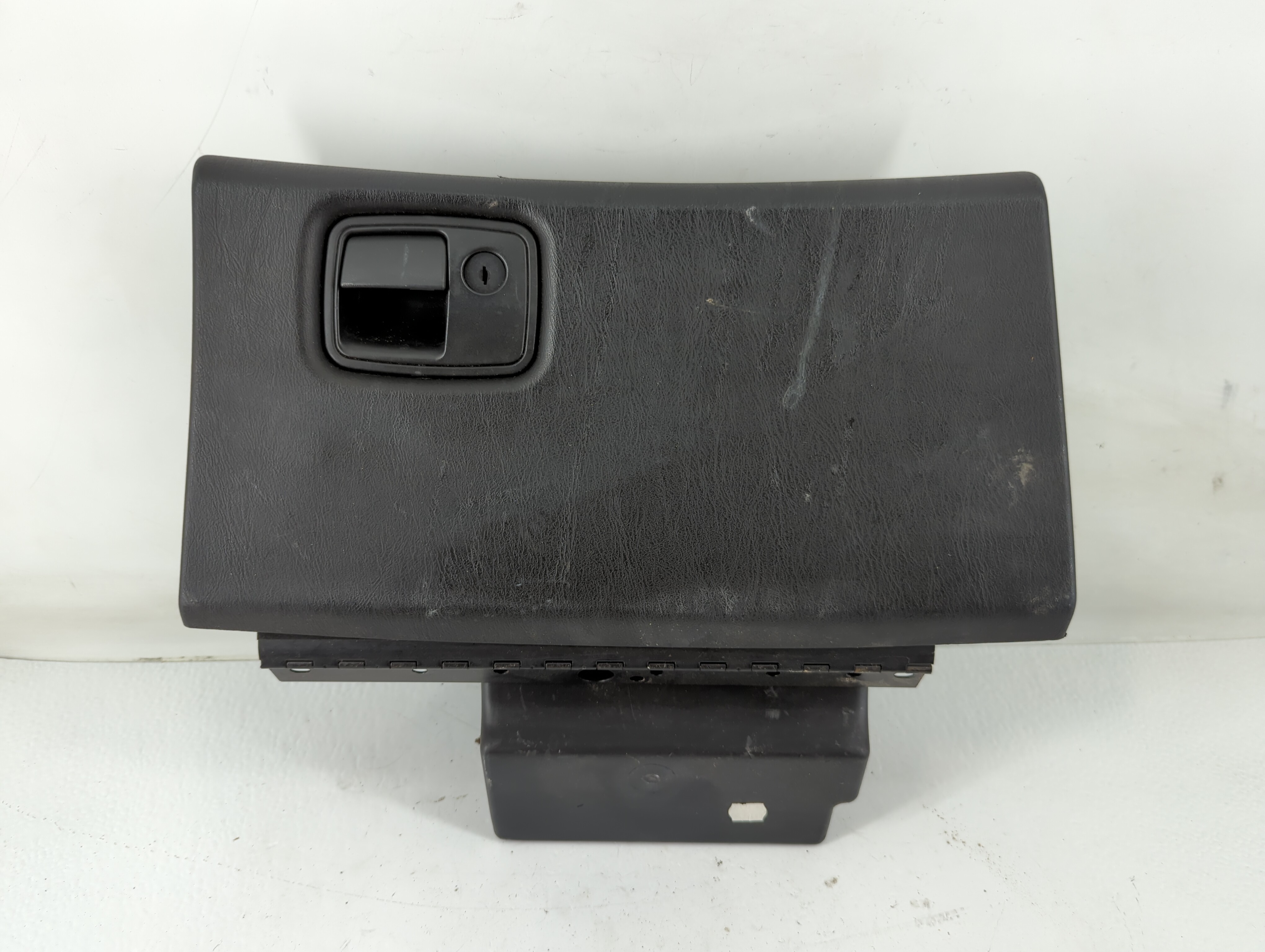 Picture of 2003 Chevrolet Monte Carlo Passenger Glove Box Door Storage Compartment 956635