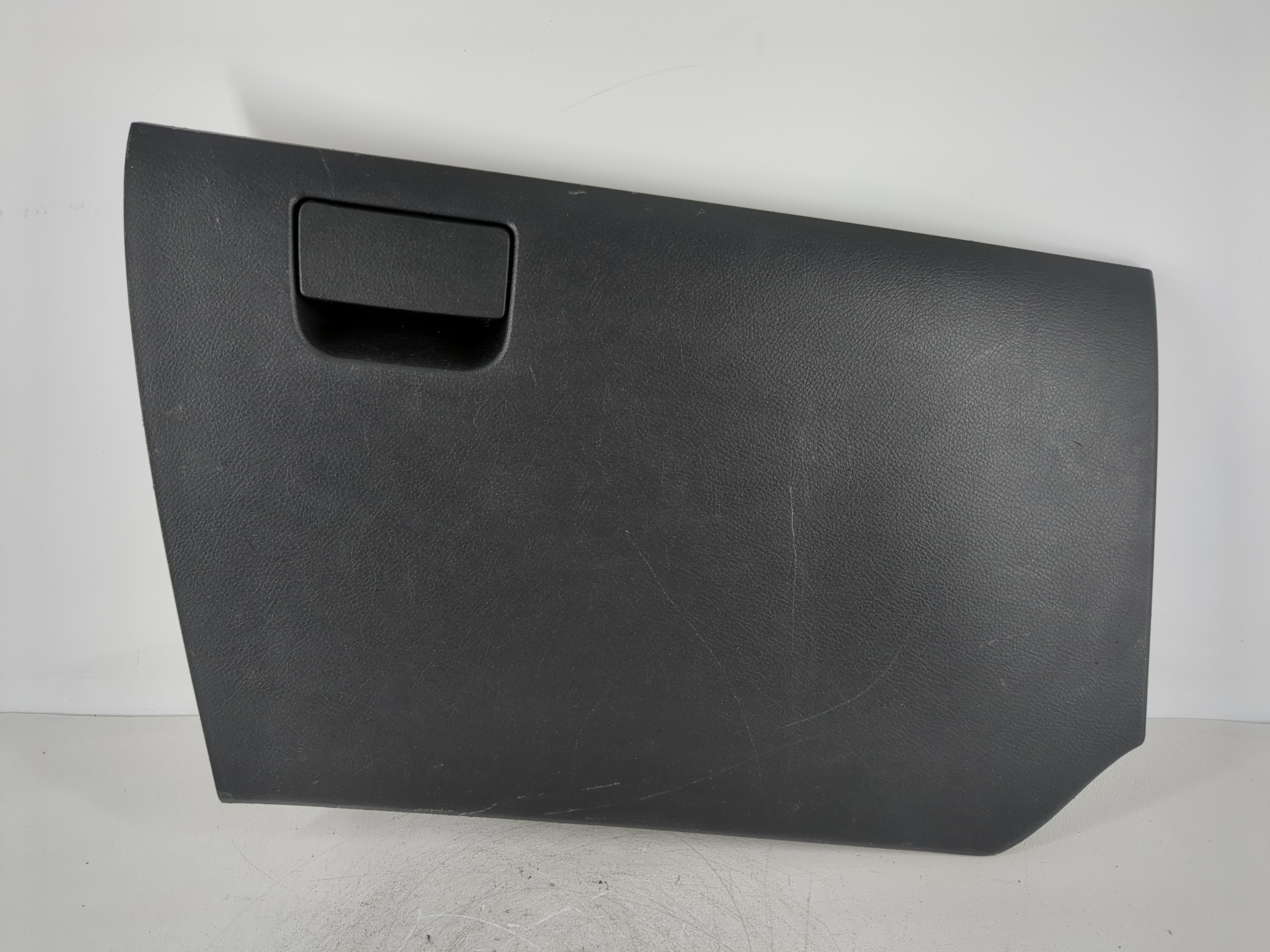 Picture of 2013 Mazda 3 Passenger Glove Box Door Storage Compartment 956703