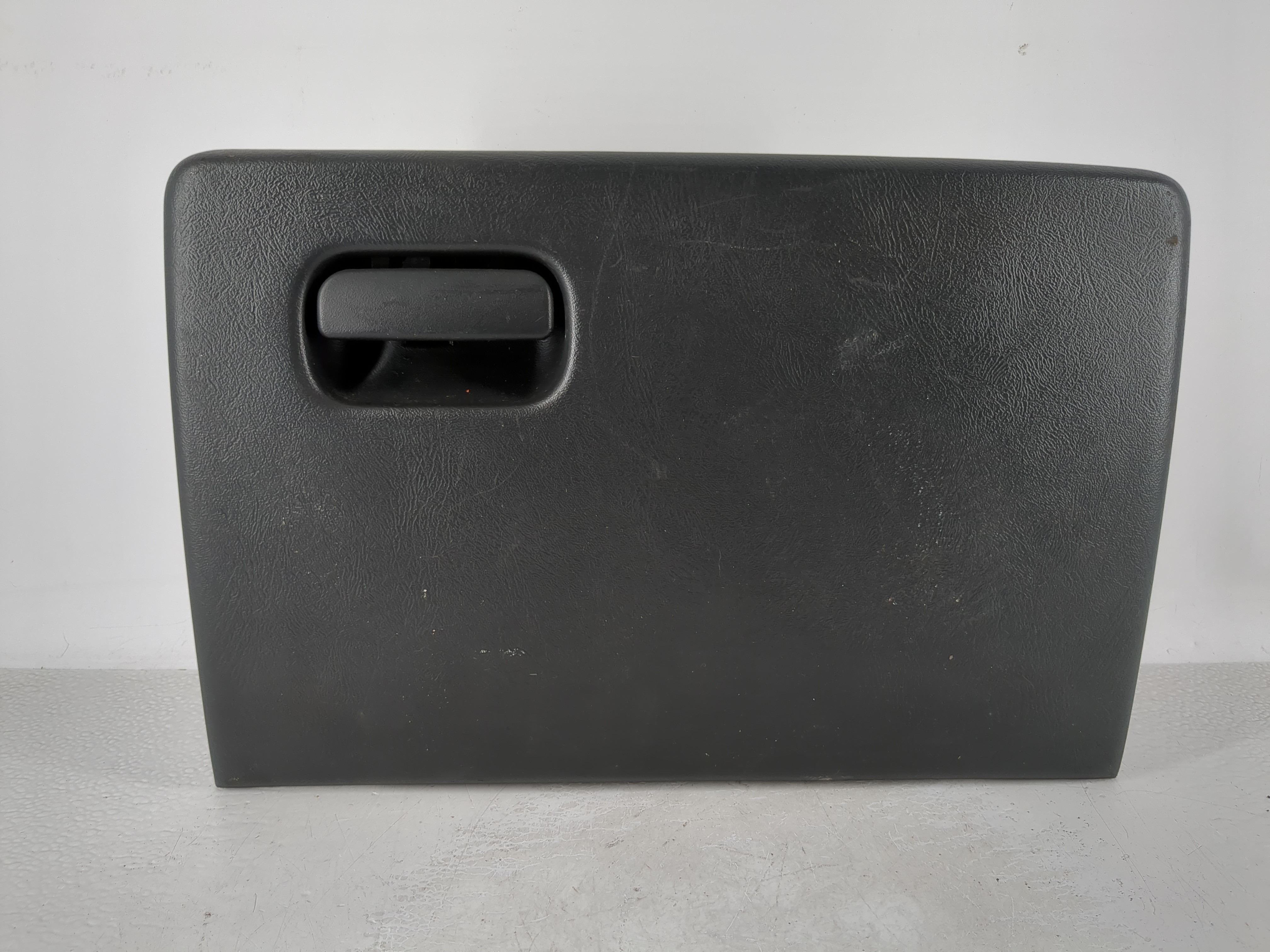 Picture of 2001 Gmc S15 Jimmy Passenger Glove Box Door Storage Compartment 956720