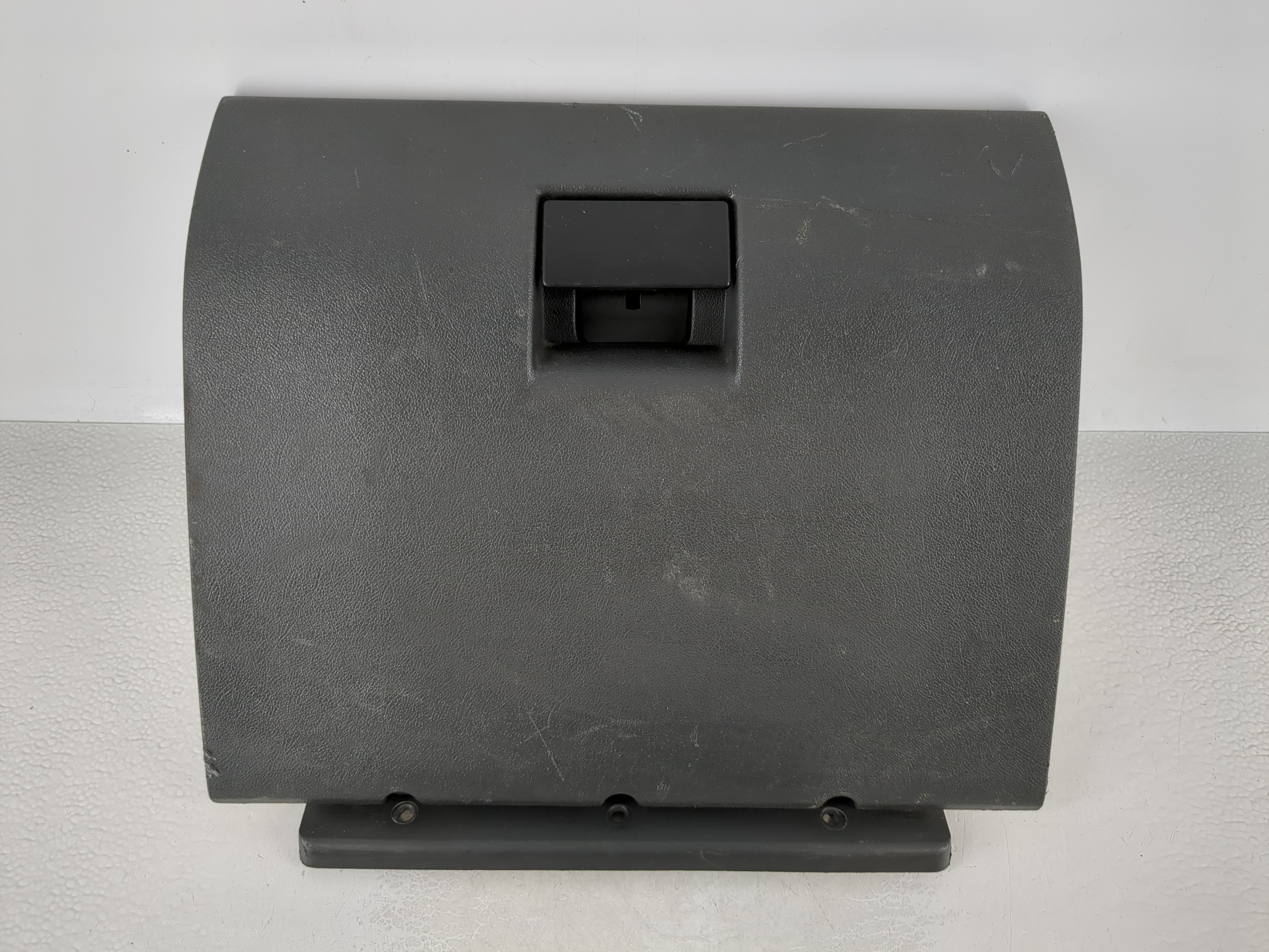 Picture of 2005 Chevrolet Colorado Passenger Glove Box Door Storage Compartment 956926