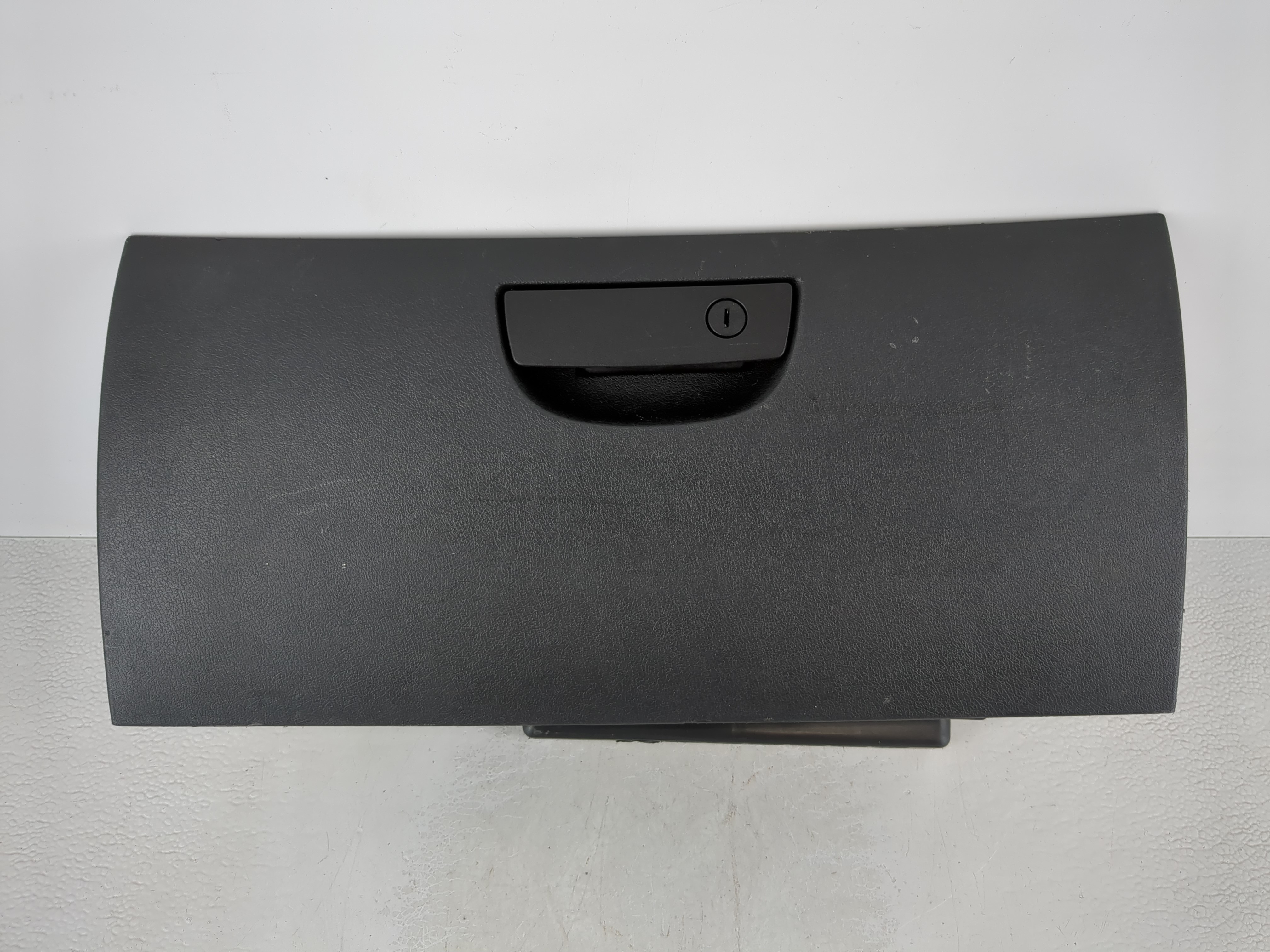 Picture of 2008 Dodge Charger Passenger Glove Box Door Storage Compartment 956986