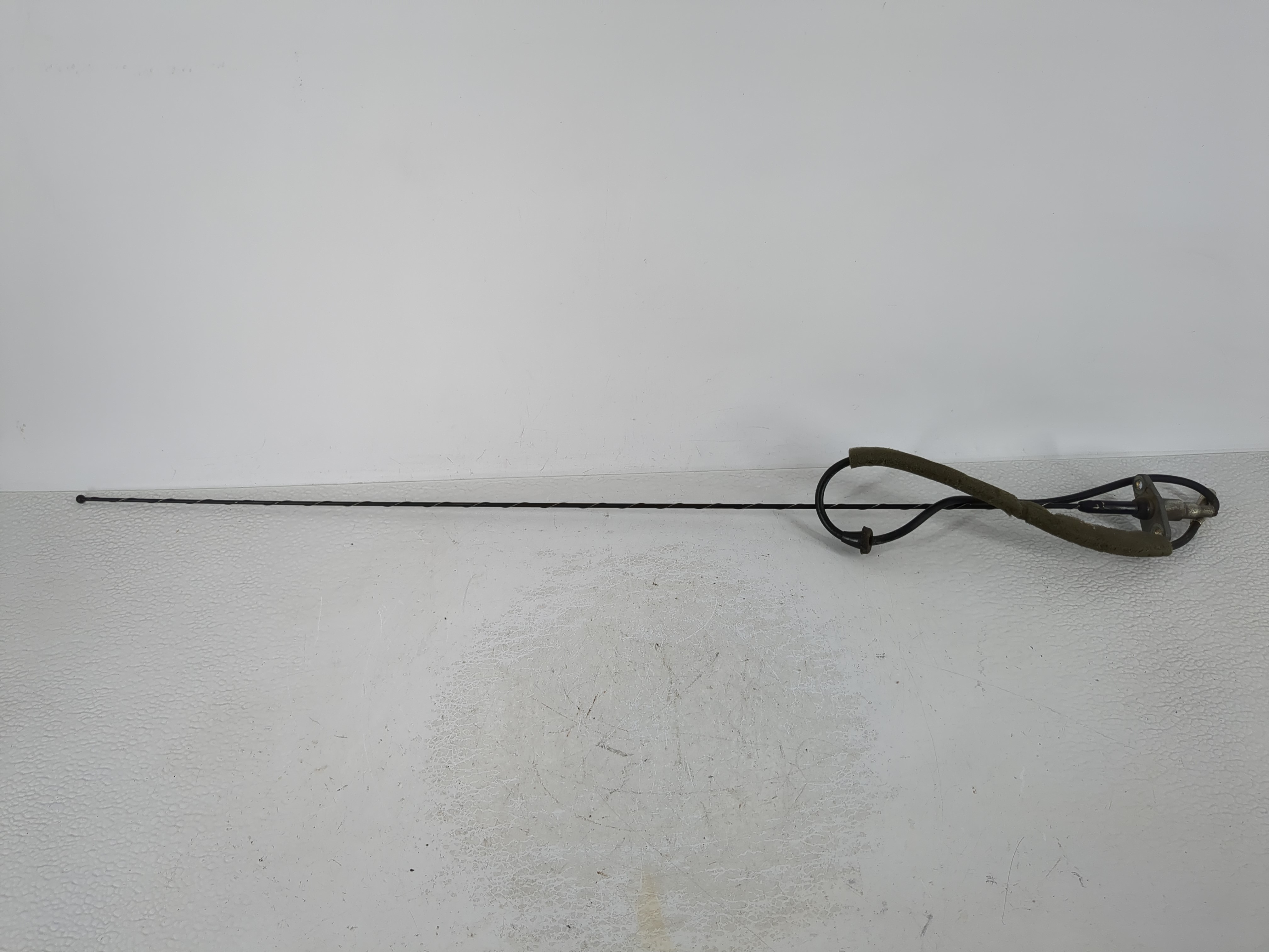 Picture of 2007 Gmc Canyon Antenna - Oem 957507