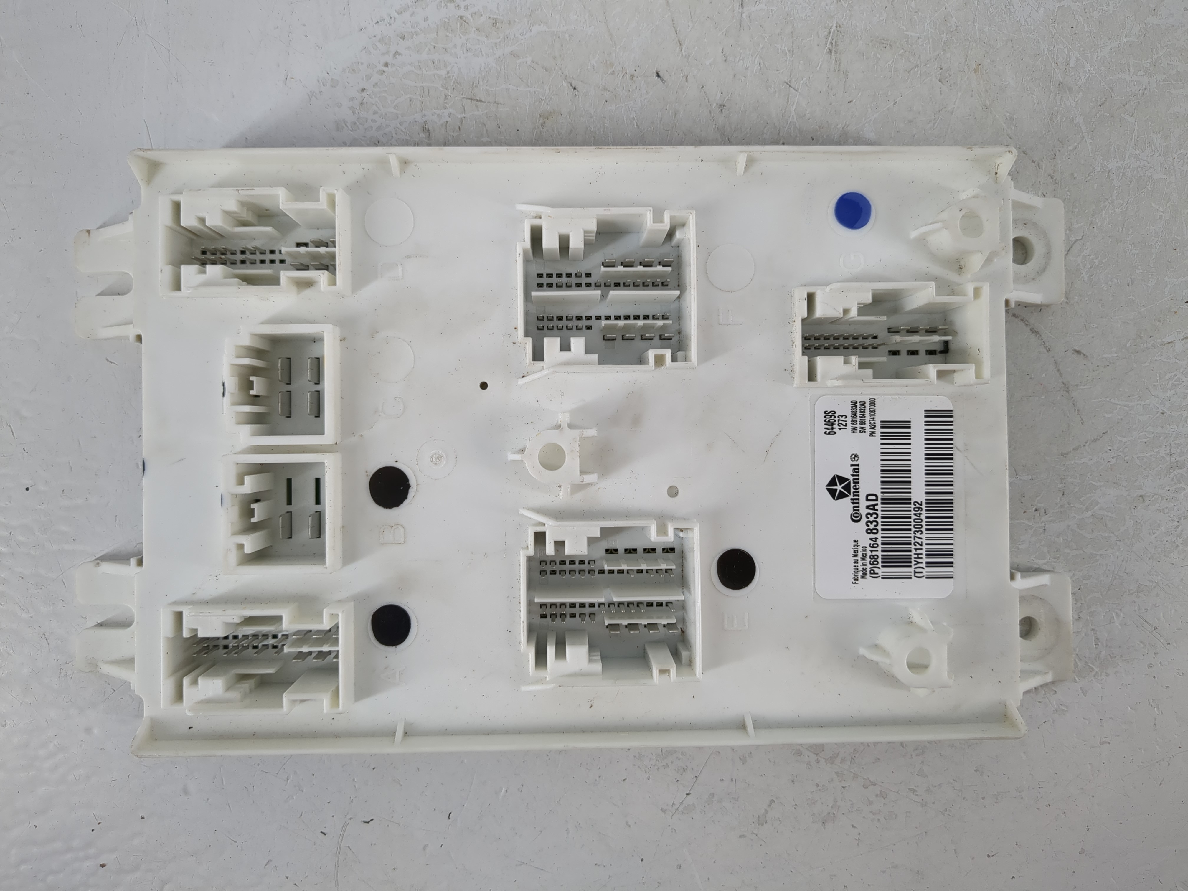 2013 Dodge Journey Chassis Control Module Ccm Bcm Body Control 68164833ad 963997 - Oemusedautoparts1.com