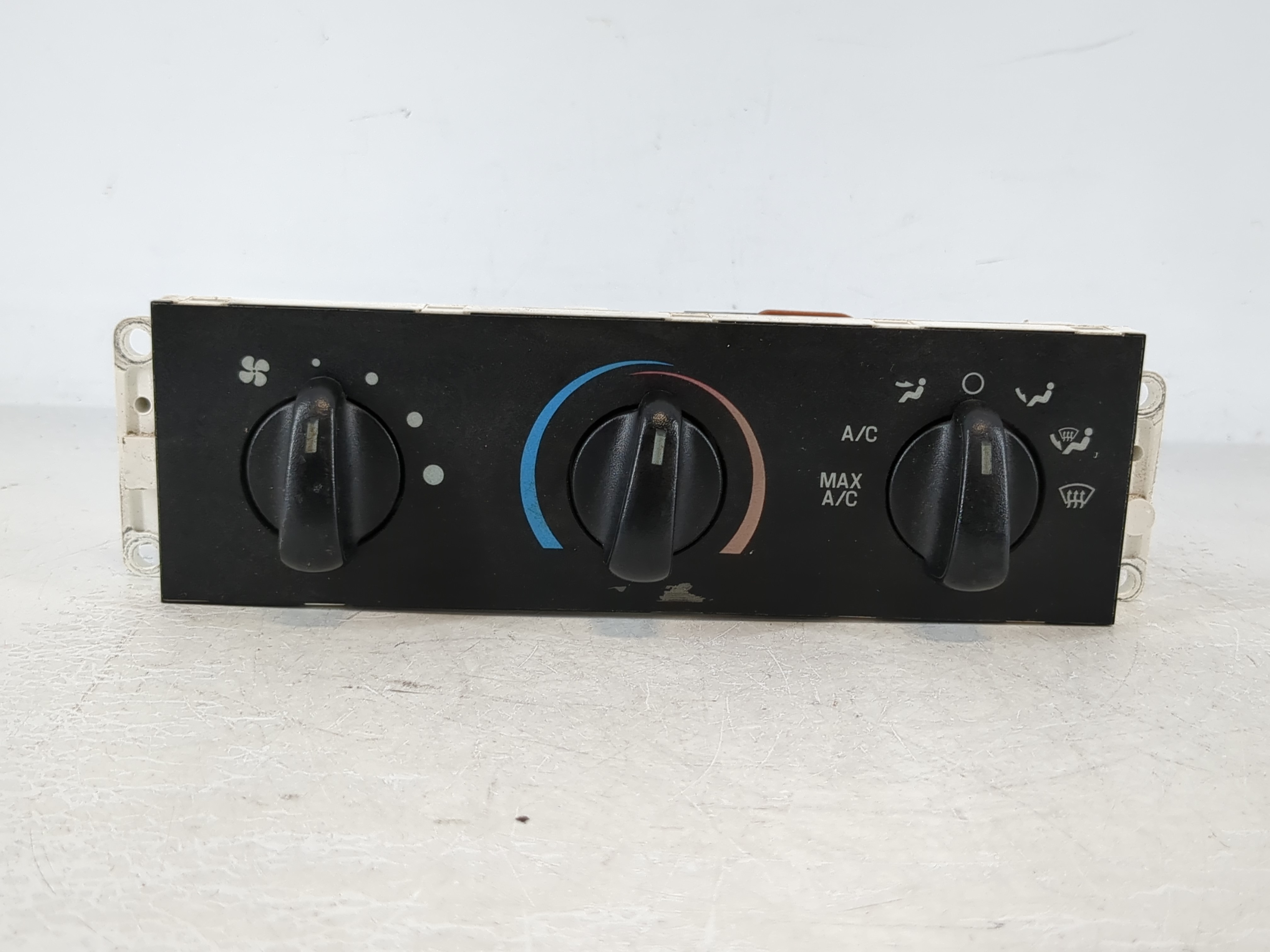 Picture of 2001-2004 Ford Mustang Ac Heater Climate Control 975336