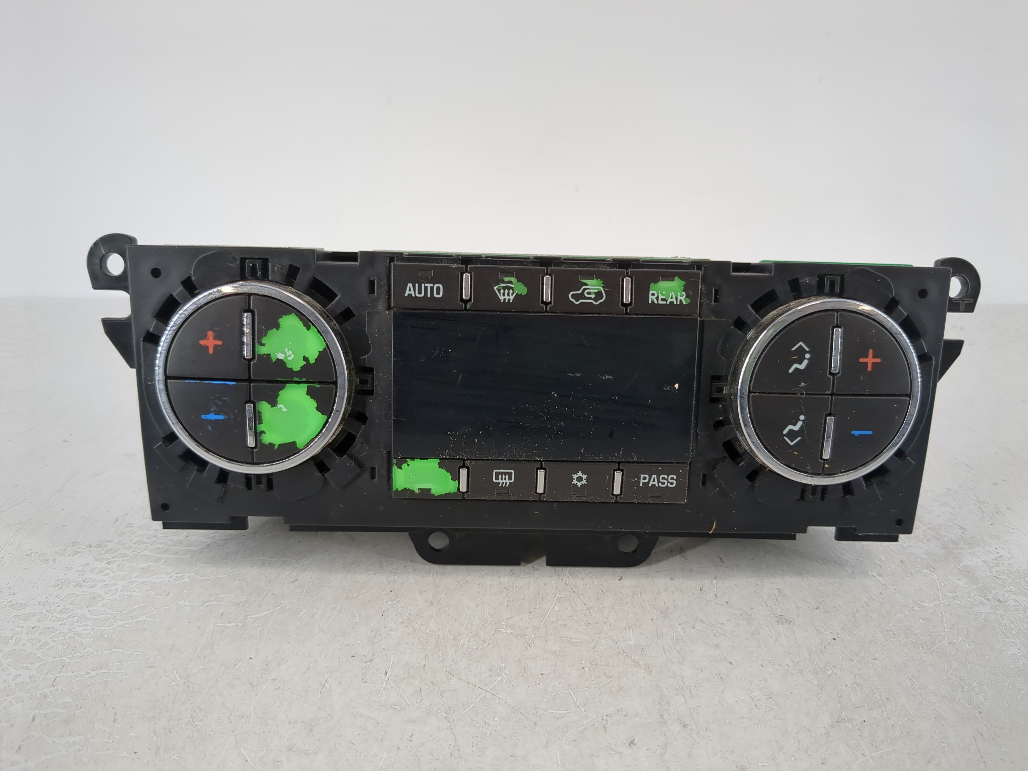 Picture of 2008-2017 Buick Enclave Ac Heater Rear Climate Control 25932038 975396