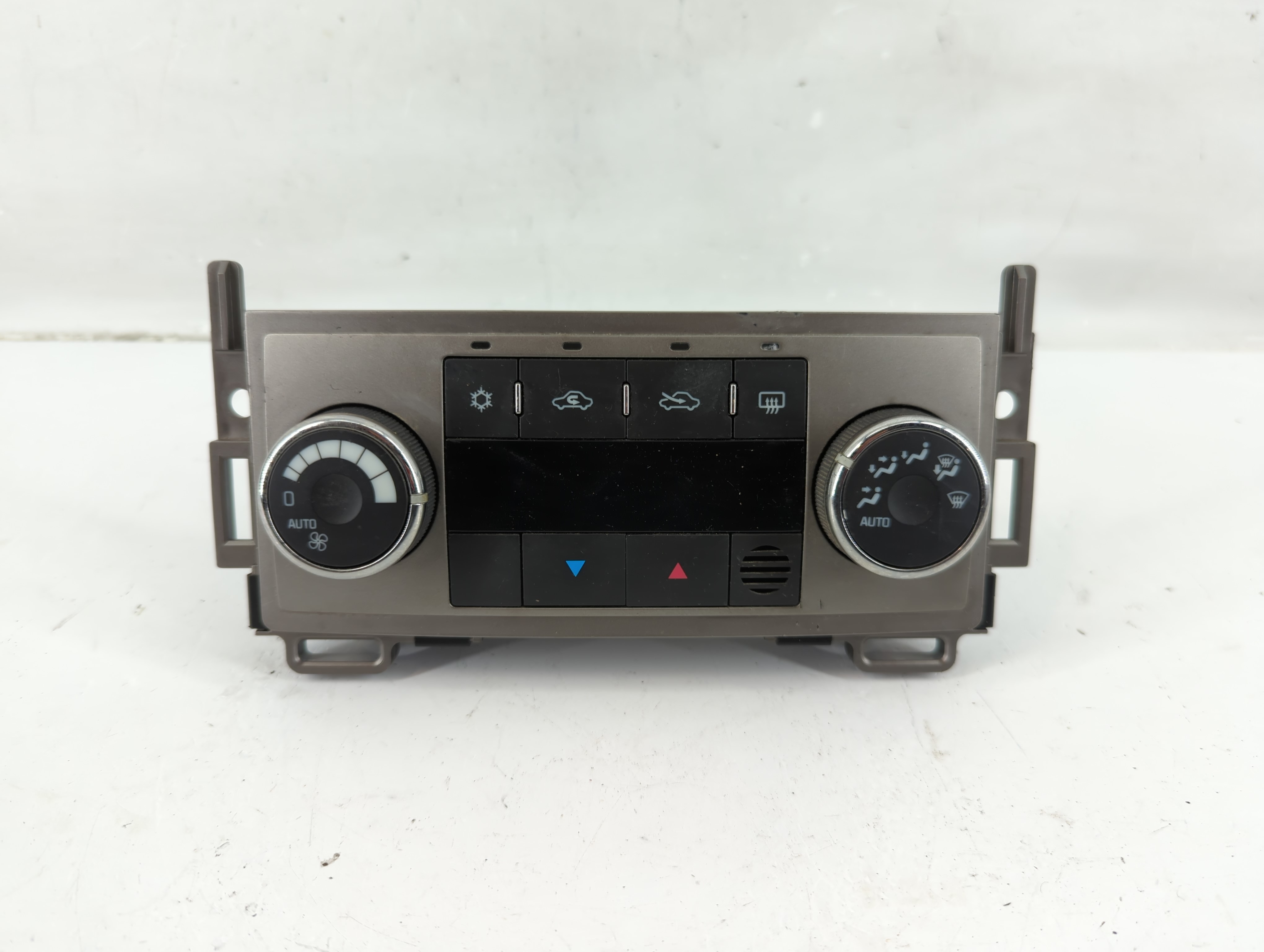2008-2012 Chevrolet Malibu Ac Heater Climate Control 28251430 975577 - Oemusedautoparts1.com