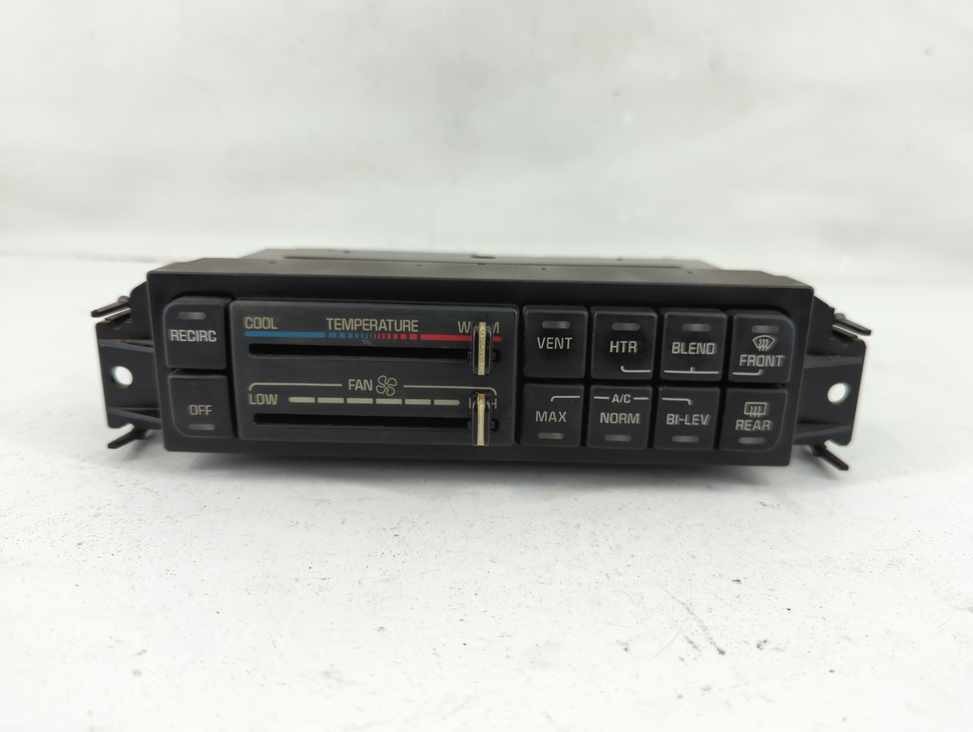 Picture of 2000-2005 Buick Lesabre Ac Heater Climate Control 09383334 975858