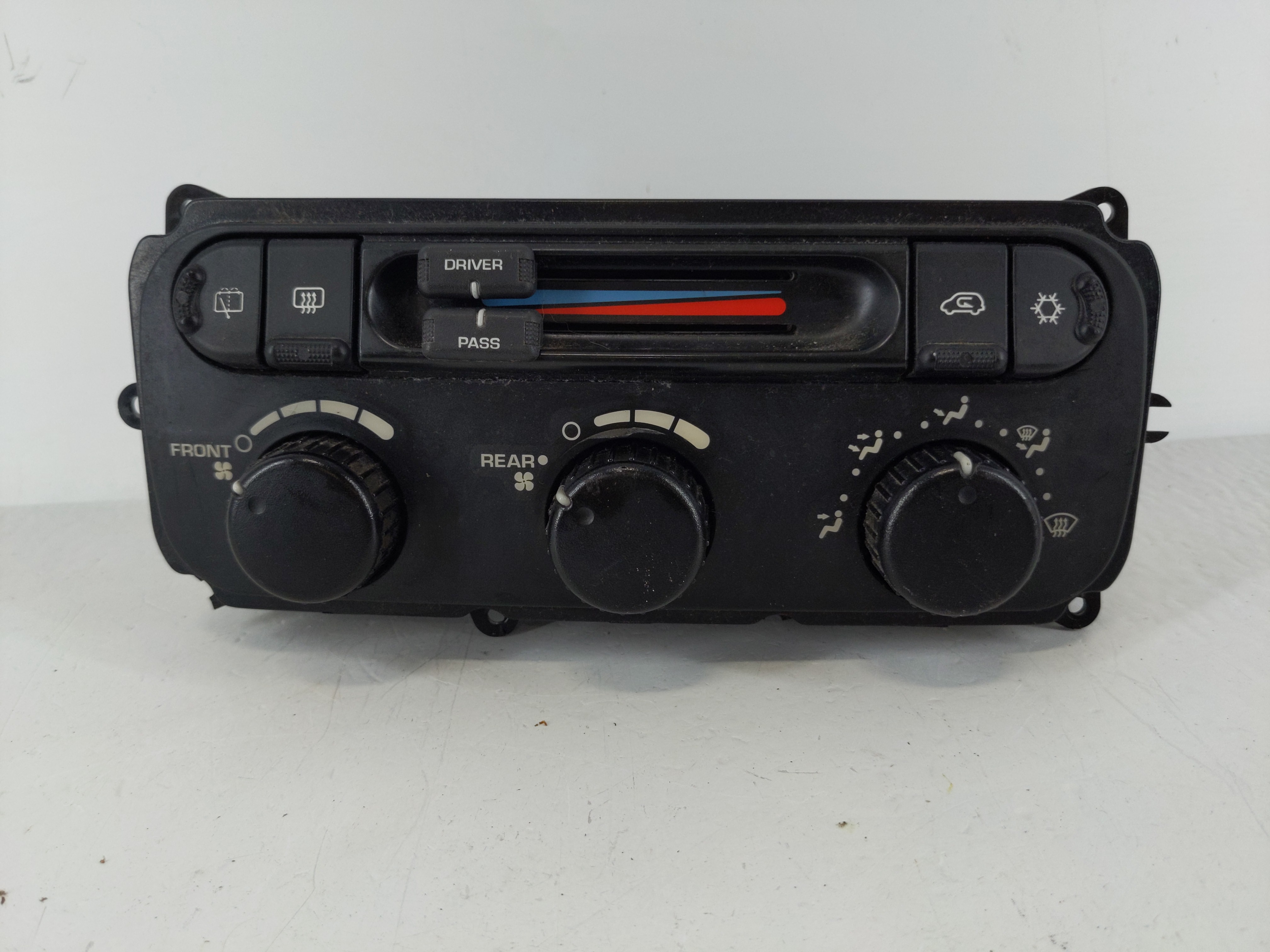Dodge Grand Caravan Ac Heater Climate Control 05175359ac 975898 - Oemusedautoparts1.com
