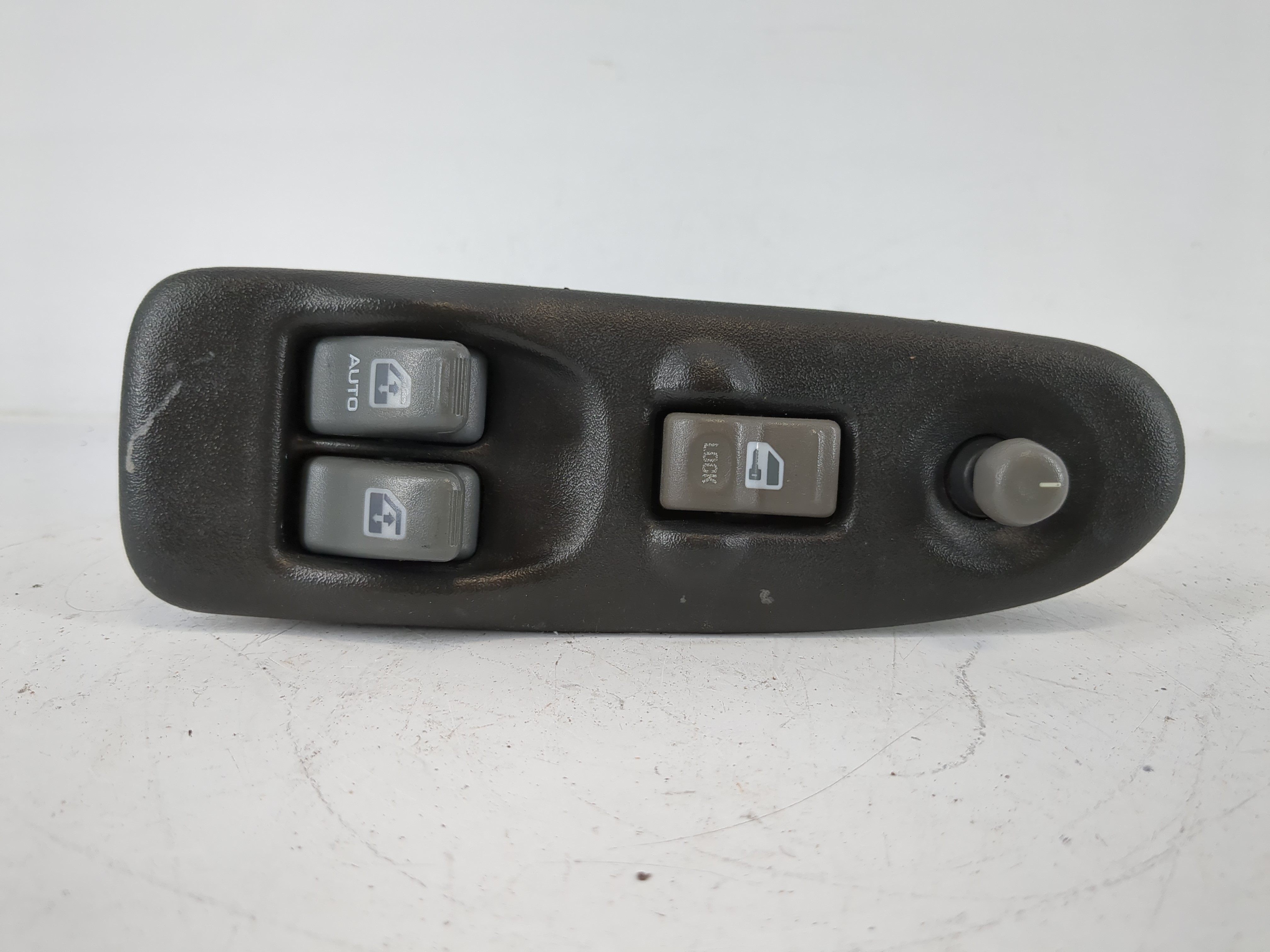 2000-2005 Pontiac Montana Driver Left Door Master Power Window Switch 980788 - Oemusedautoparts1.com