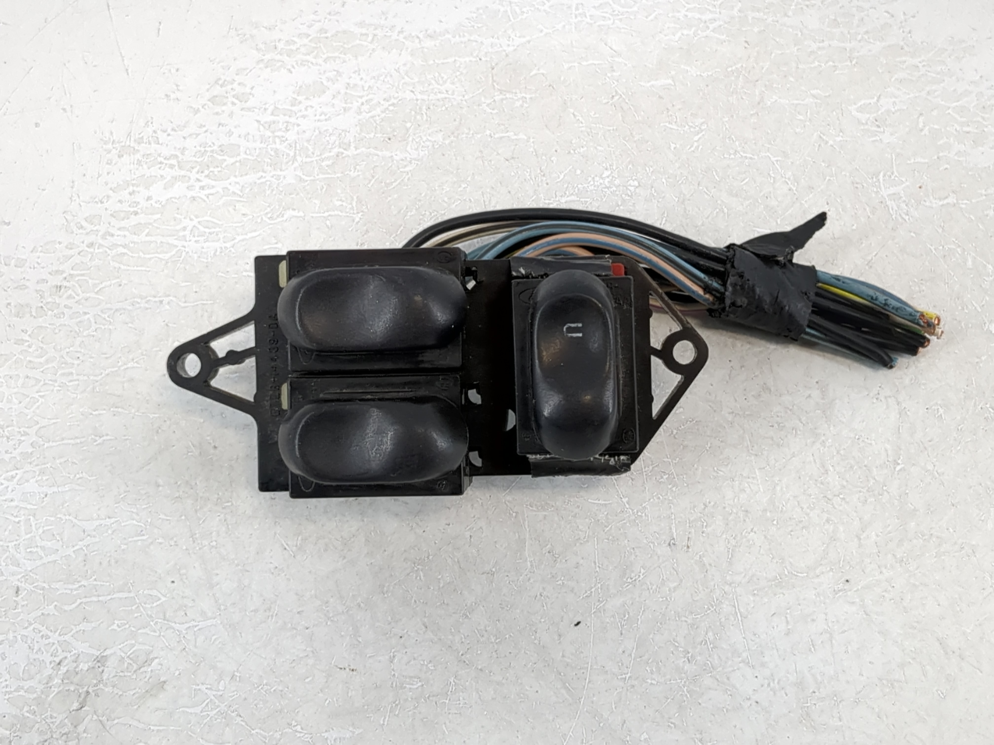 Picture of 2000-2004 Ford Mustang Driver Left Door Master Power Window Switch 981241