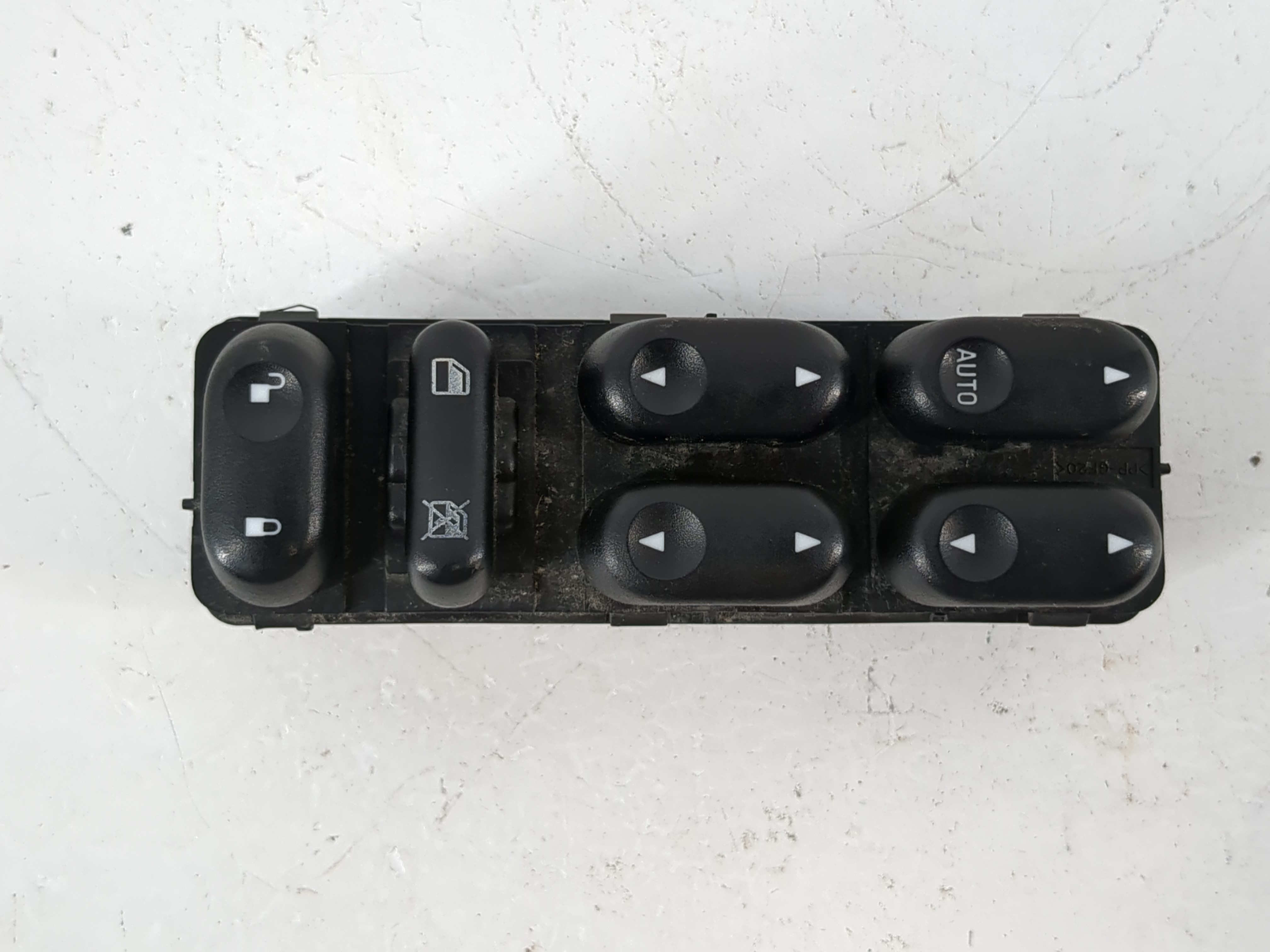 2001-2007 Ford Escape Driver Left Door Master Power Window Switch 981369 - Oemusedautoparts1.com