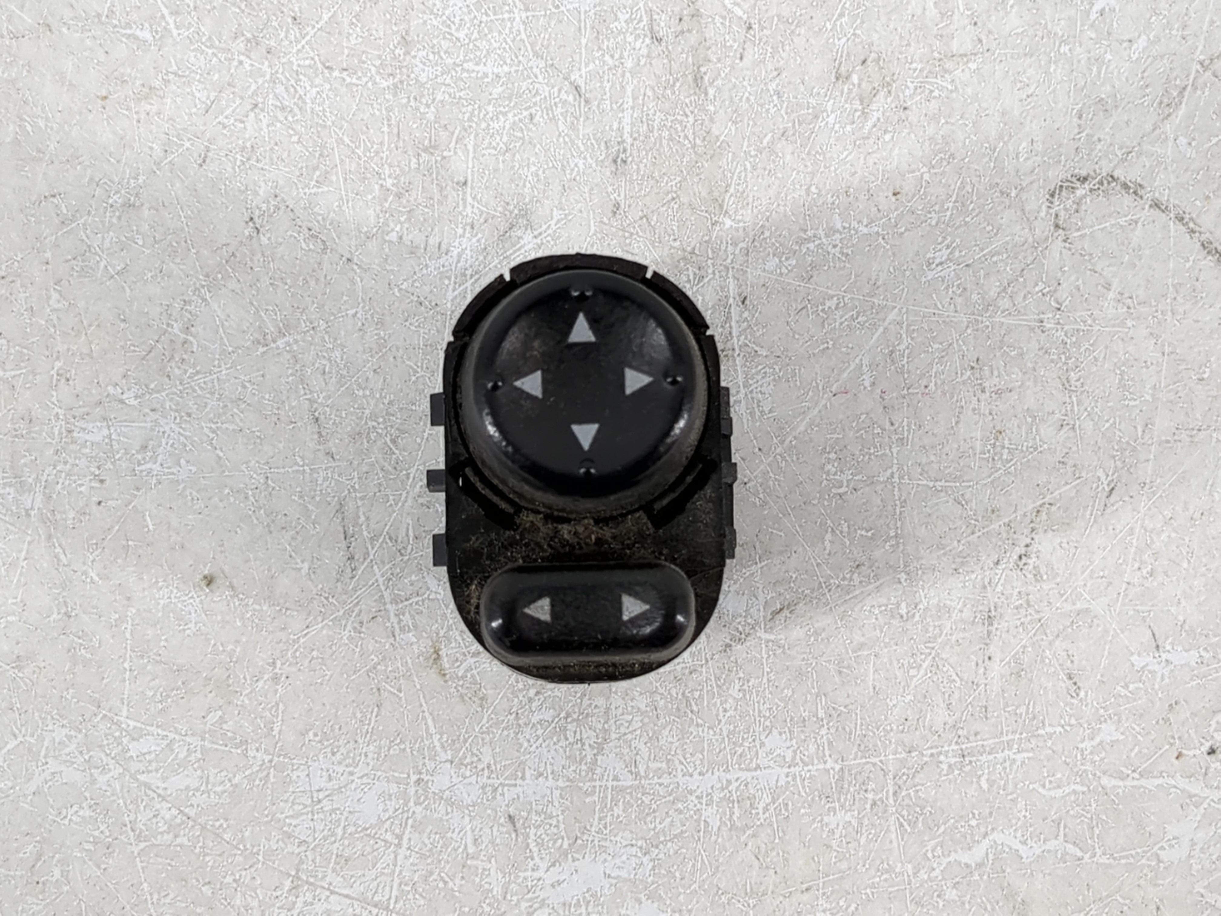 Picture of 2008-2012 Chevrolet Malibu Driver Left Door Master Power Window Switch 981454
