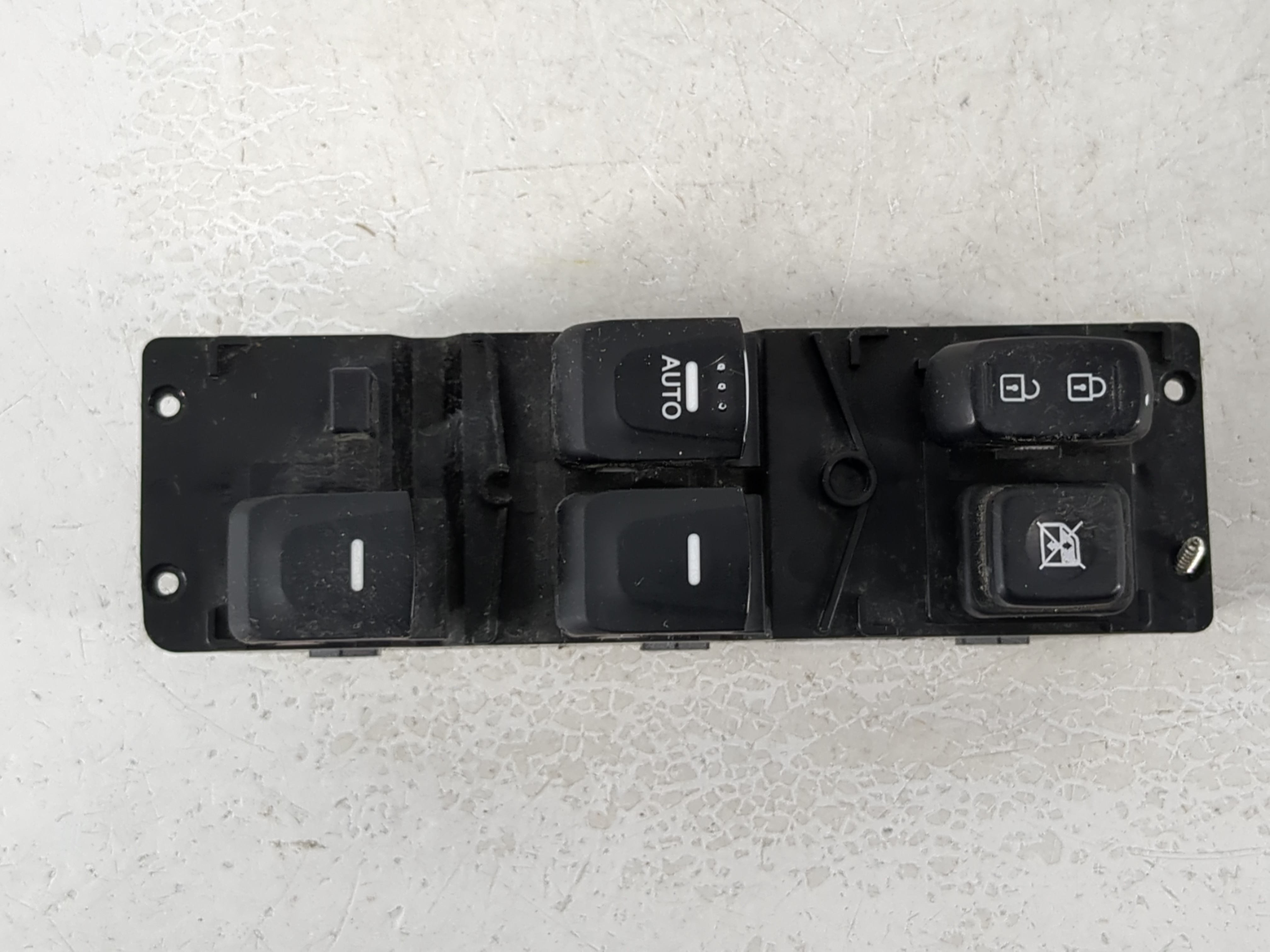 2012-2017 Hyundai Veloster Driver Left Door Master Power Window Switch 981541 - Oemusedautoparts1.com