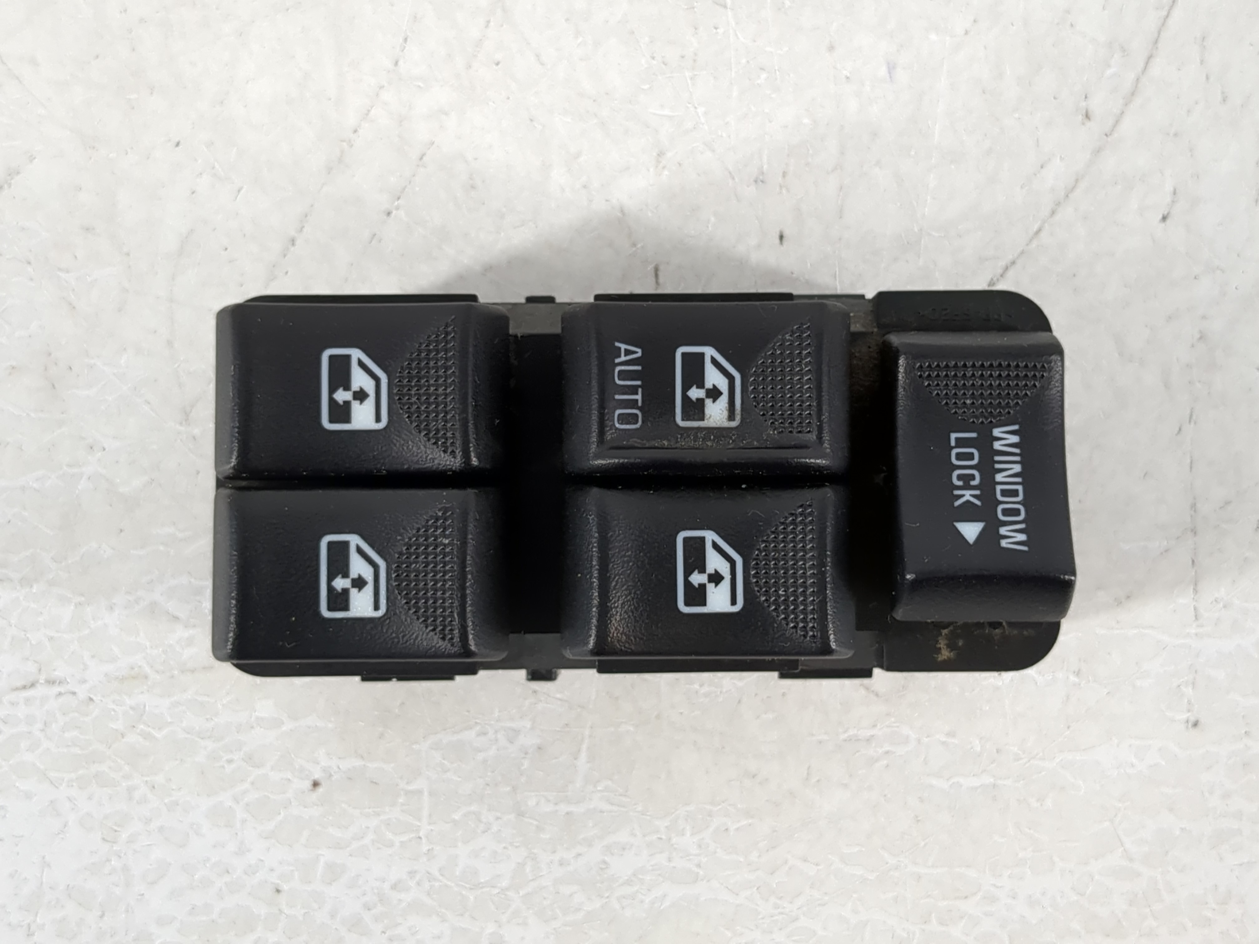 Picture of 2000-2005 Chevrolet Impala Driver Left Door Master Power Window Switch 981612