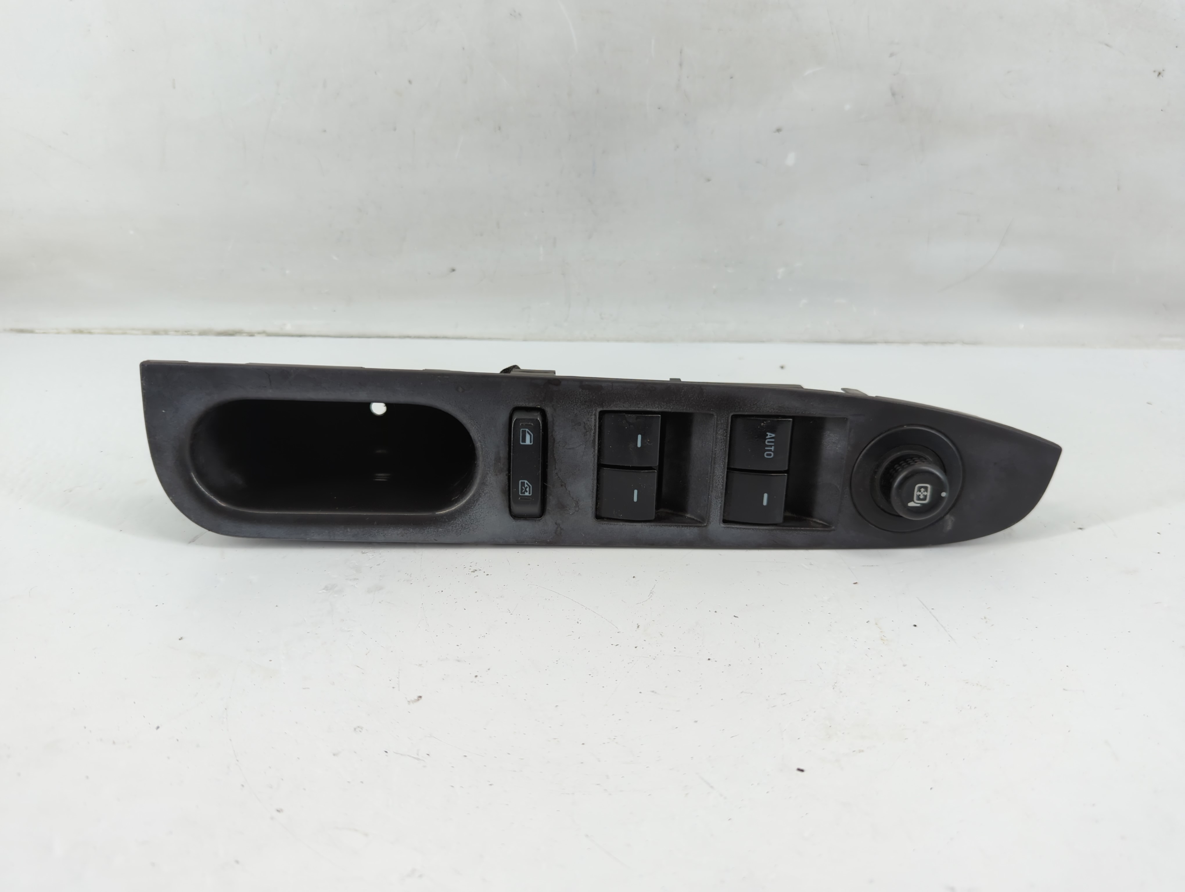 2006-2012 Ford Fusion Driver Left Door Master Power Window Switch 981675 - Oemusedautoparts1.com