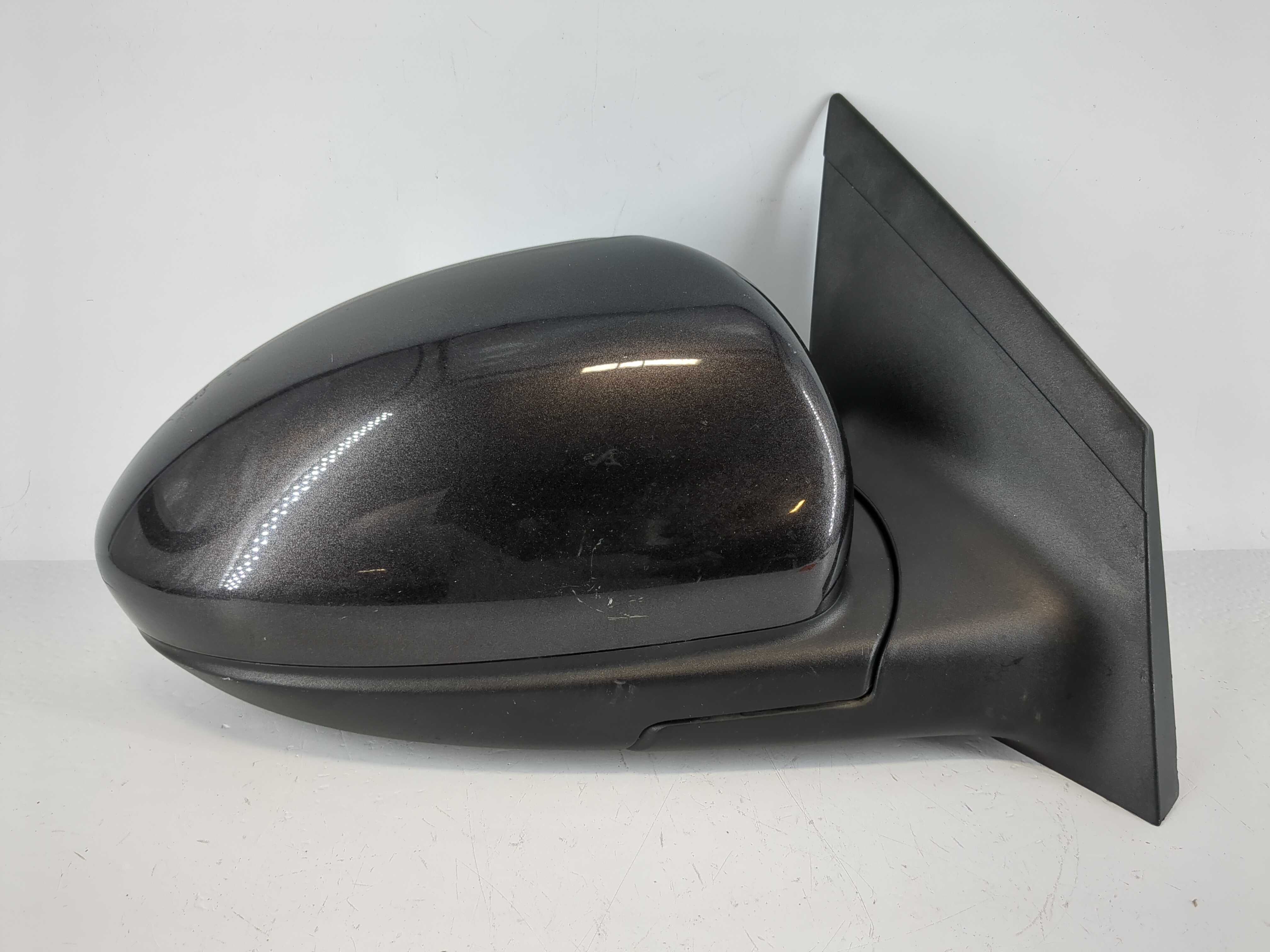 2011-2016 Chevrolet Cruze Passenger Right Side View Manual Door Mirror 982643 - Oemusedautoparts1.com