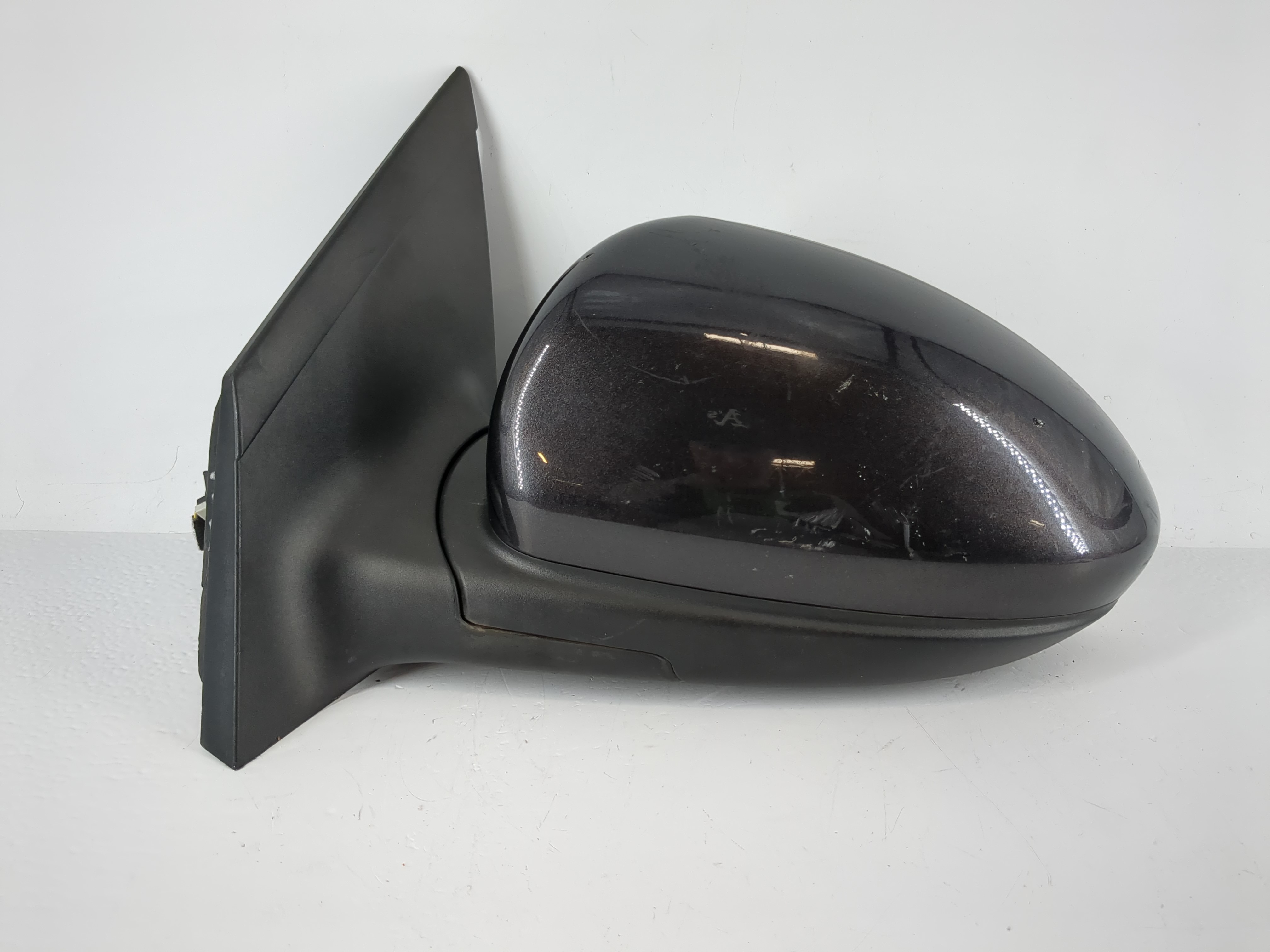 2011-2016 Chevrolet Cruze Driver Left Side View Manual Door Mirror Black 982779 - Oemusedautoparts1.com